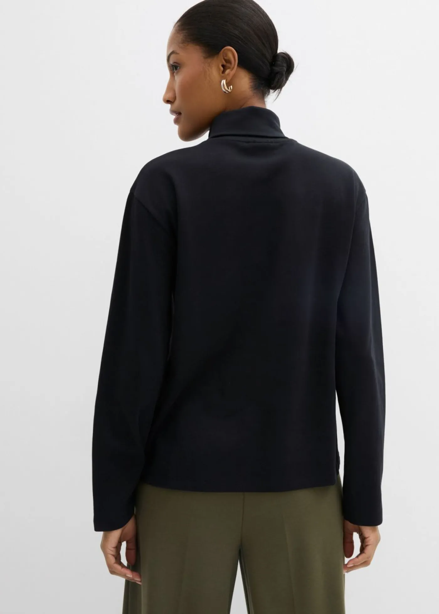 bonprix bonprix Camiseta de algodón orgánico puro con cuello alto Negro Discount