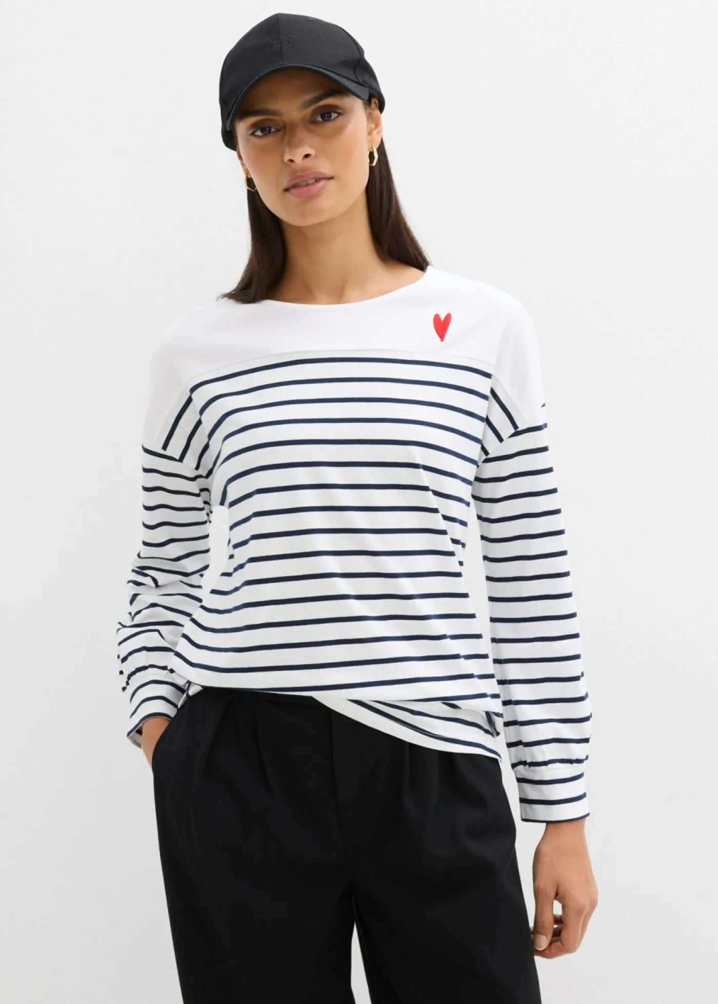 bonprix bonprix Camiseta de algodón orgánico puro con manga larga Blanco-azul marino con rayas Sale
