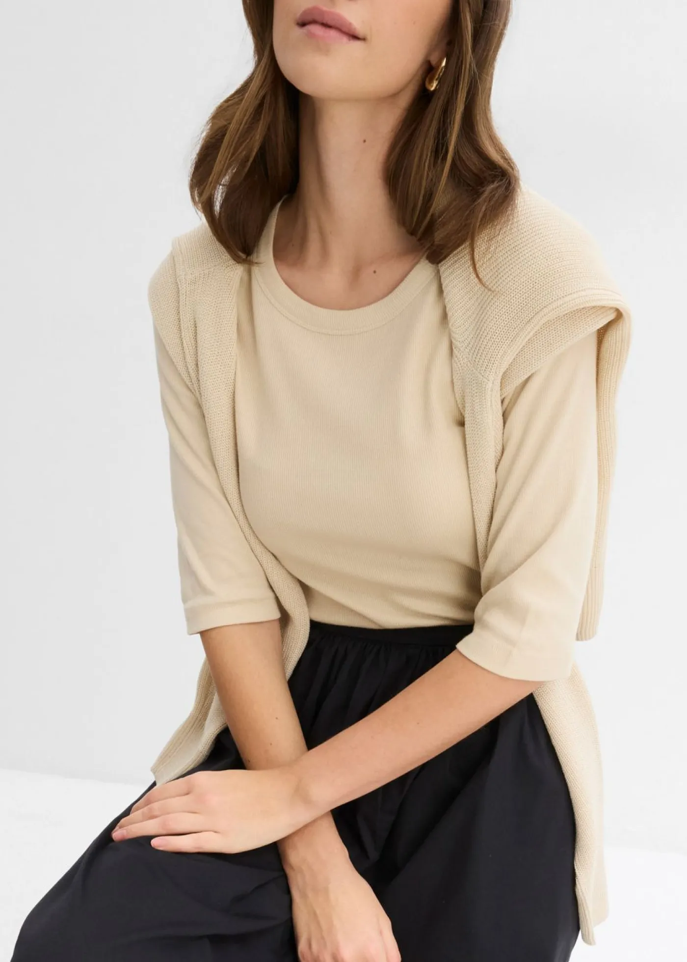 bonprix bonprix Camiseta de canalé con algodón orgánico (2 unidades) beige nuevo-arena claro Online