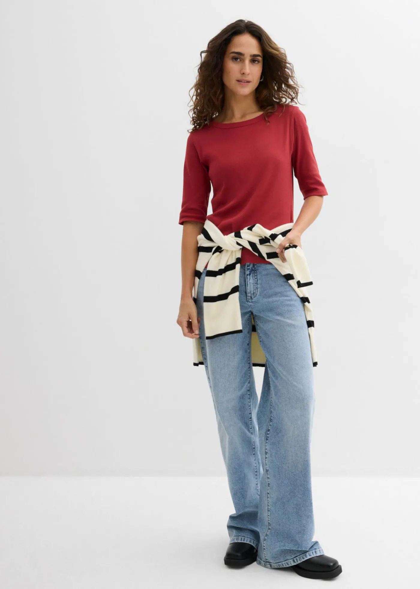 bonprix bonprix Camiseta de canalé con algodón orgánico (2 unidades) cereza/azul marino Online