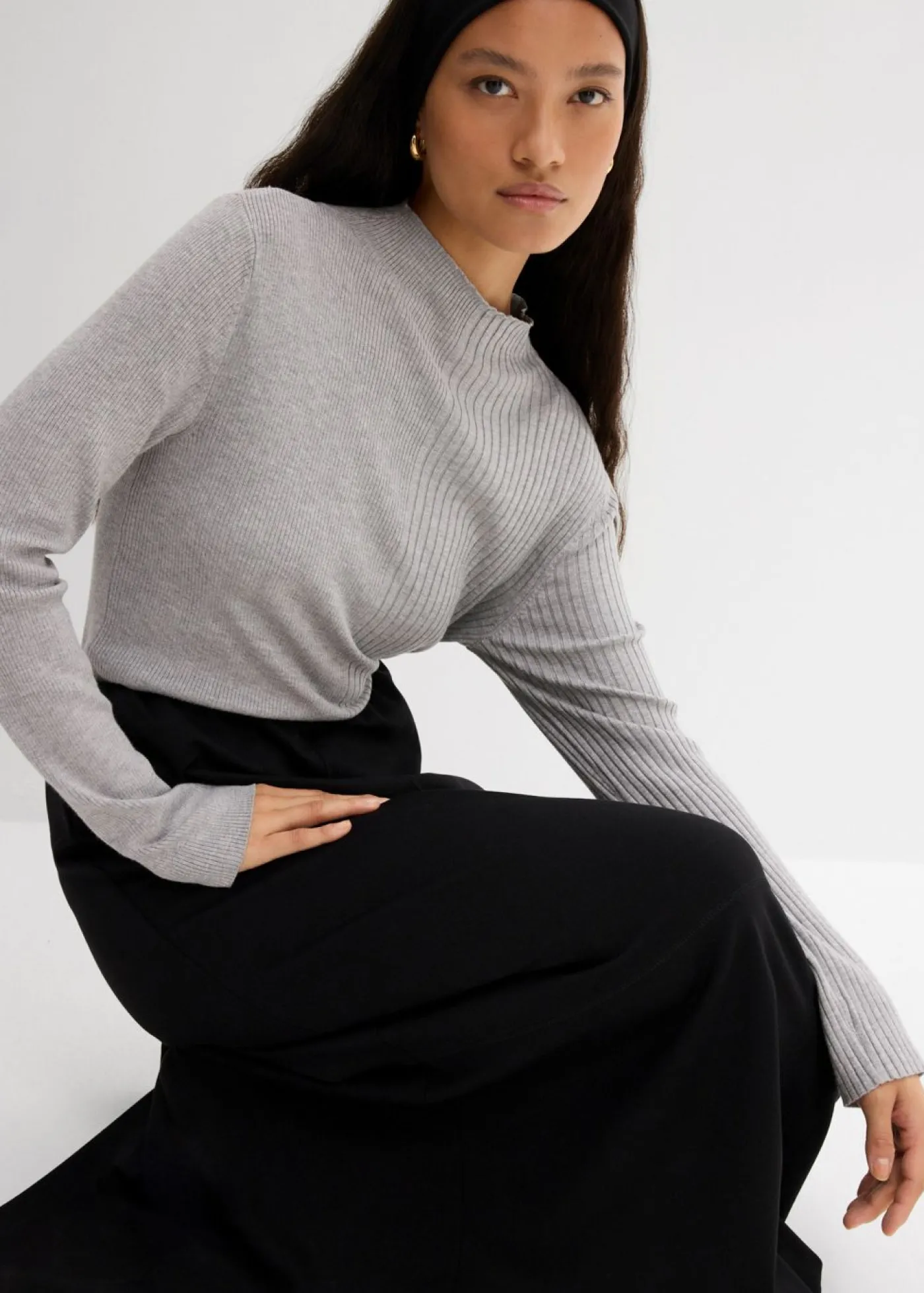bonprix bonprix Camiseta de canalé de mezcla de viscosa gris claro jaspeado moteado Hot