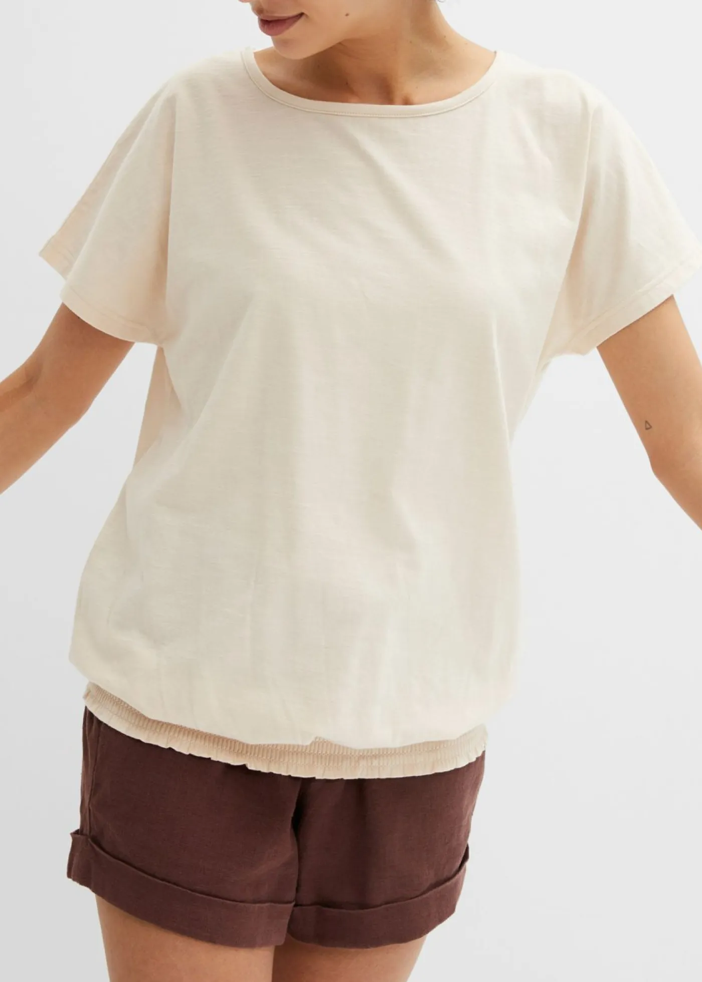 bonprix bonprix Camiseta de hilo flameado de algodón orgánico con cuello de nido de abeja Beige-arena Clearance