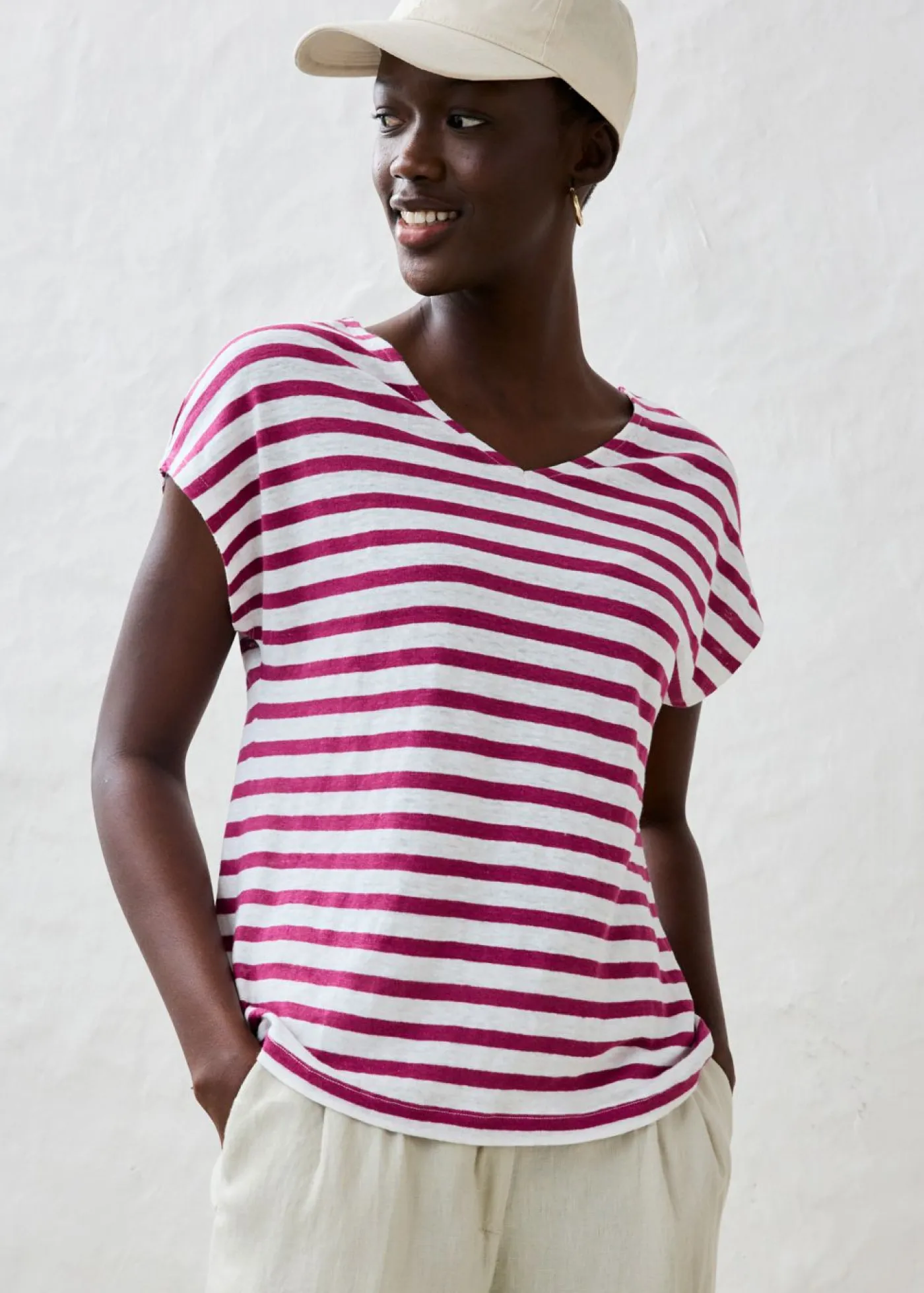 bonprix bonprix Camiseta de lino puro con mangas tipo murciélago violeta/blanco con rayas Outlet