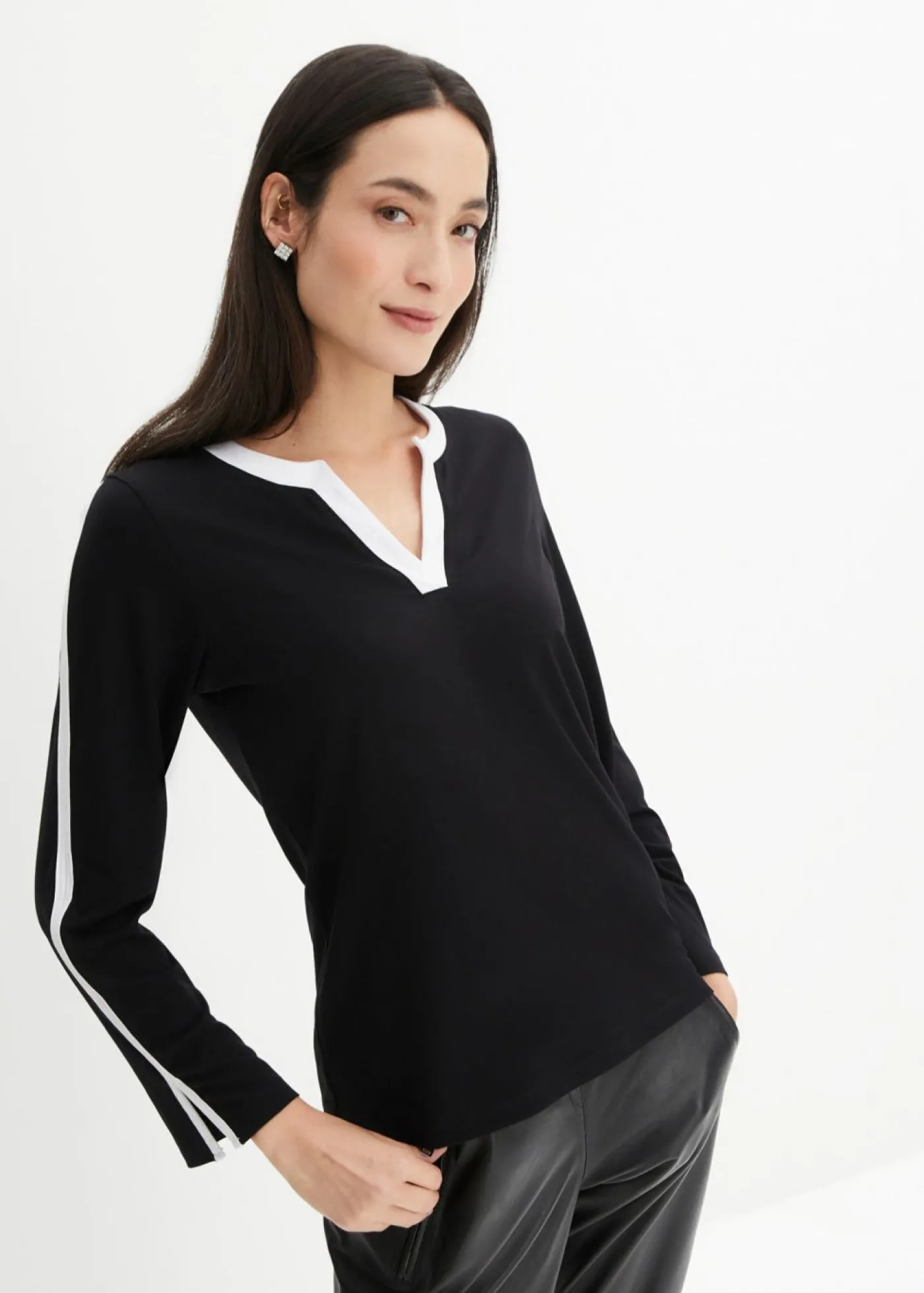 bonprix bonprix Camiseta de manga larga con abertura Negro-blanco New