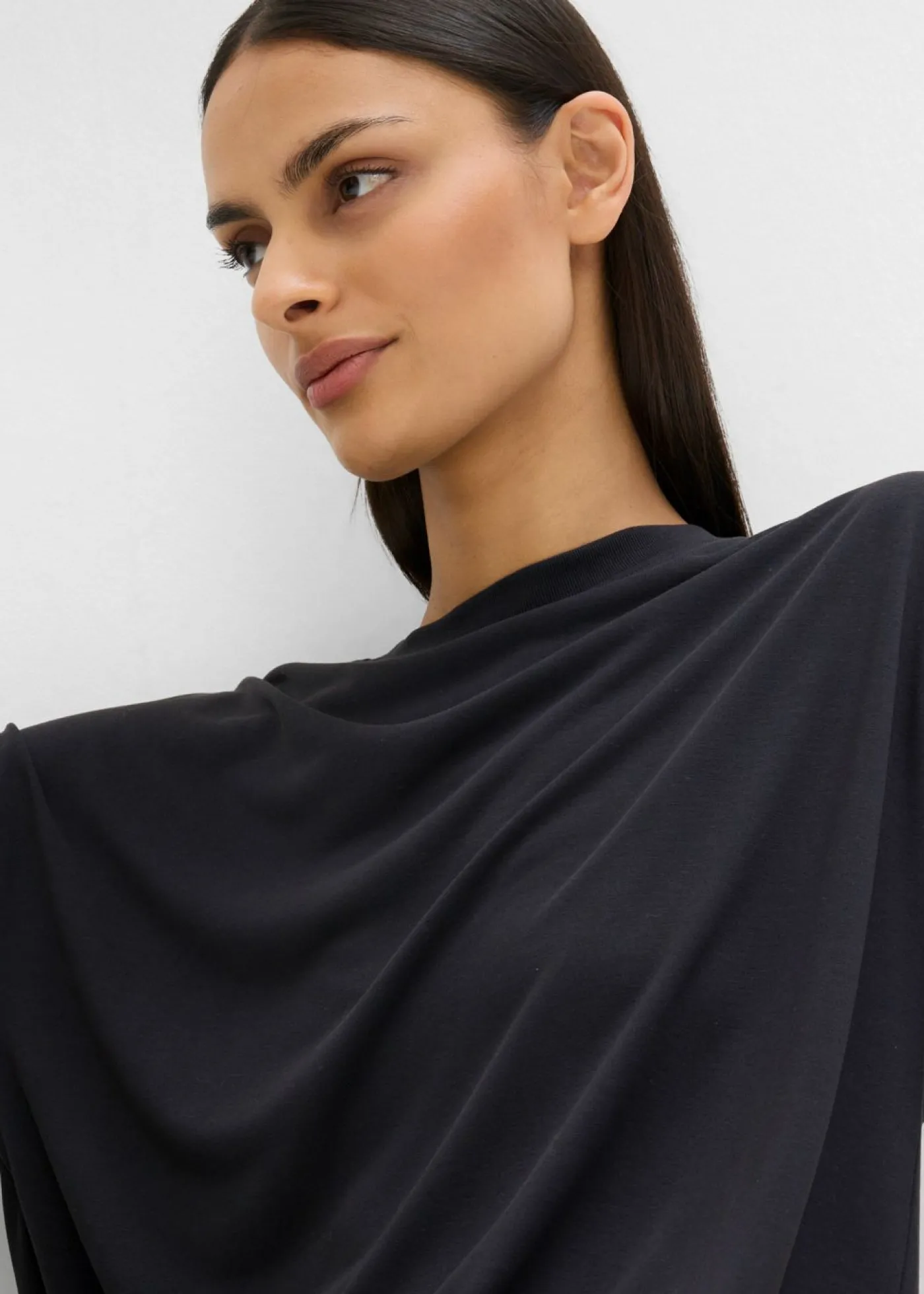 bonprix bonprix Camiseta de suave mezcla de modal Negro Discount
