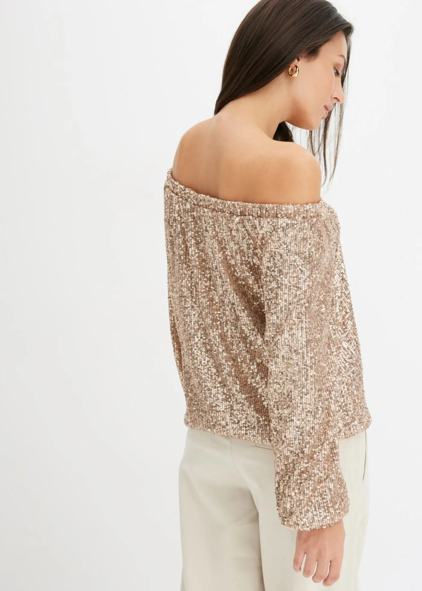 bonprix bonprix Camiseta holgada con escote bañera y lentejuelas Piedra/plata New