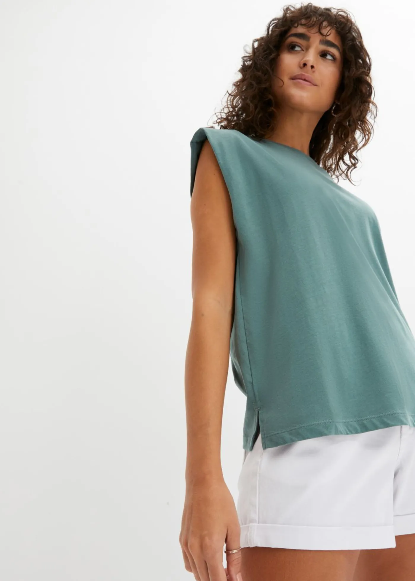bonprix bonprix Camiseta holgada de algodón orgánico puro Verde grisáceo Hot