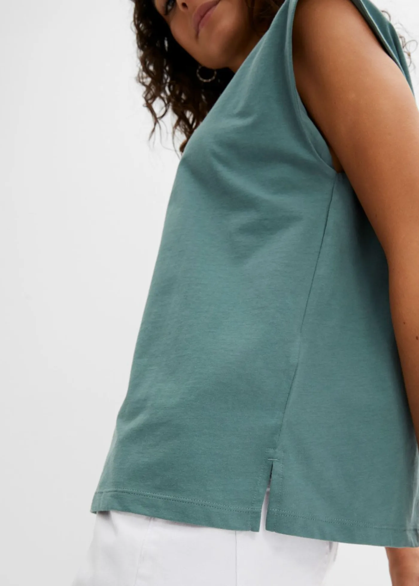 bonprix bonprix Camiseta holgada de algodón orgánico puro Verde grisáceo Hot
