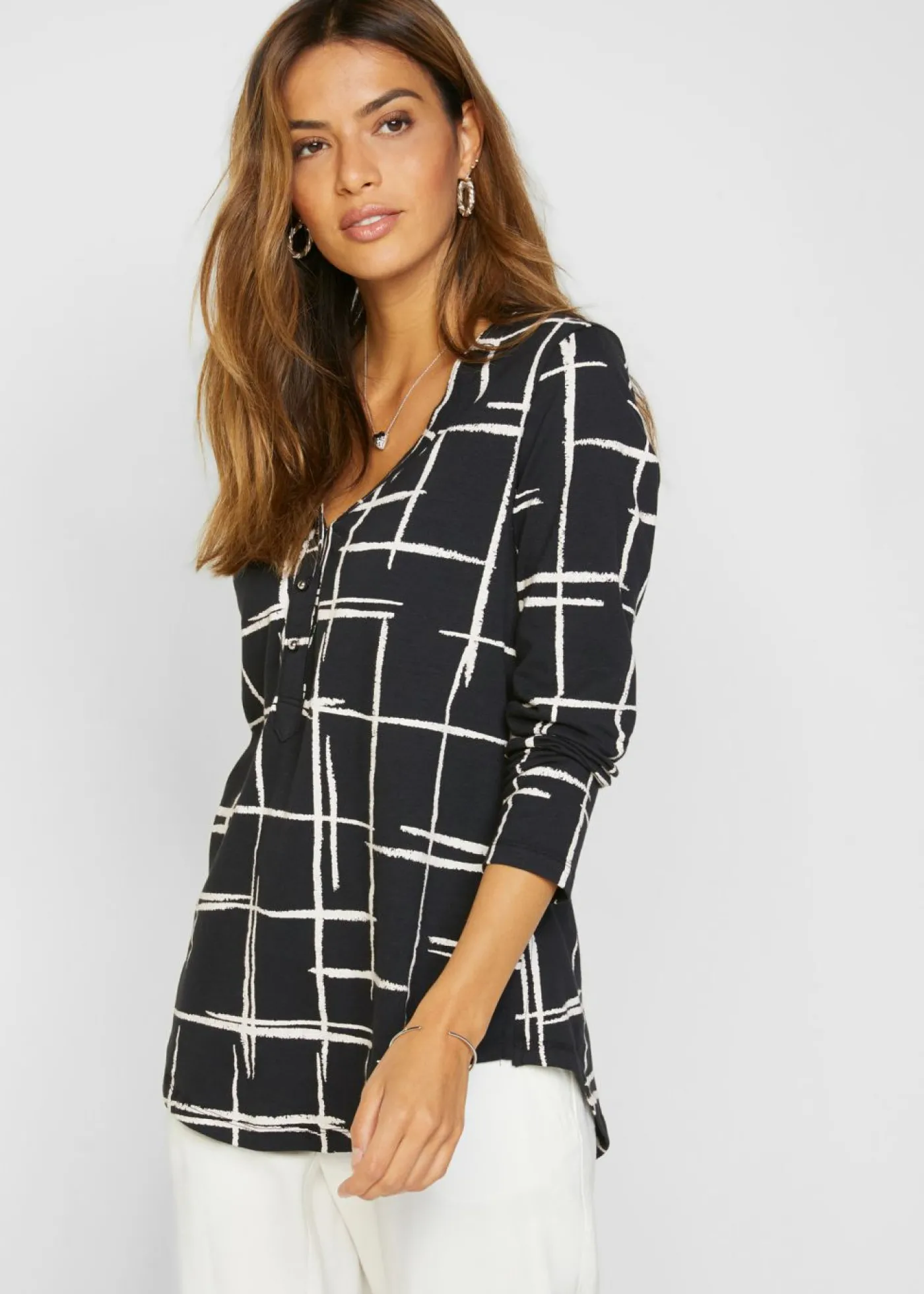 bonprix bonprix Camiseta larga Negro-blanco Online