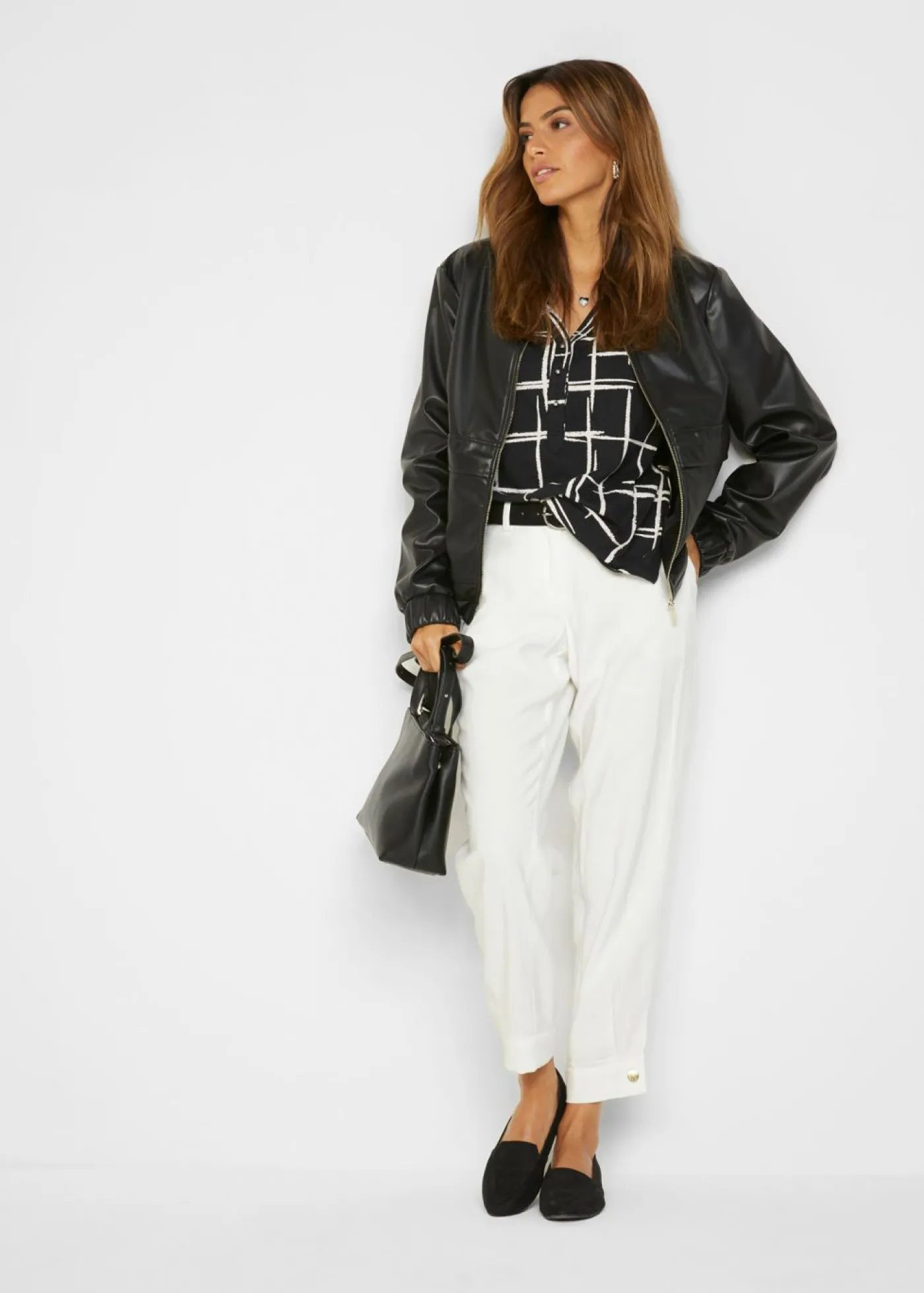 bonprix bonprix Camiseta larga Negro-blanco Online