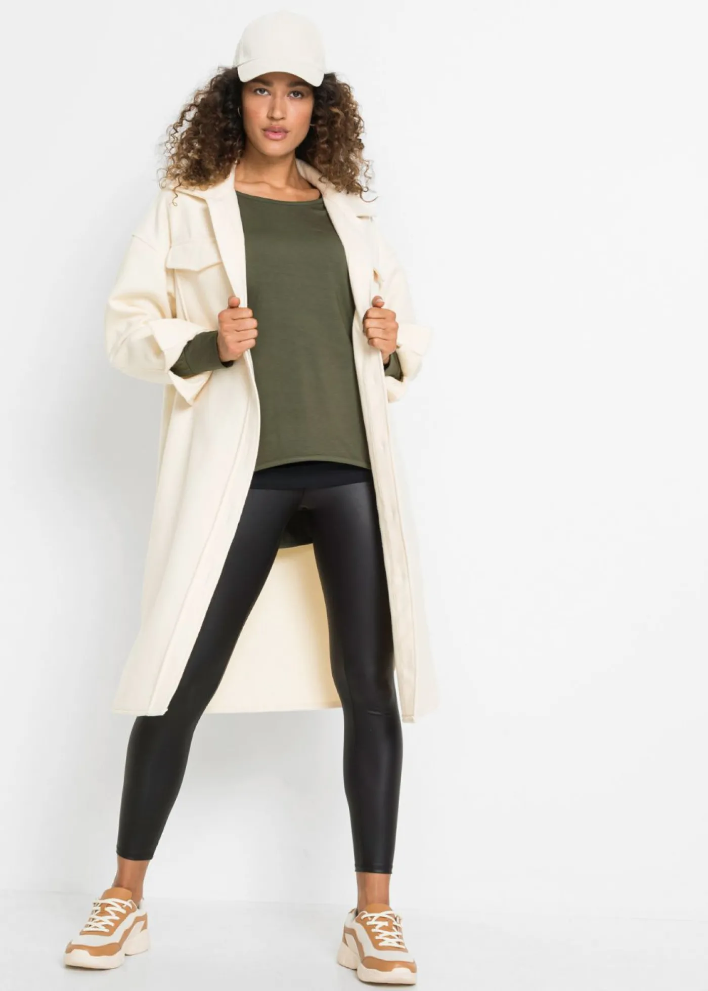 bonprix bonprix Camiseta larga de mezcla de viscosa Verde oliva oscuro-negro Sale