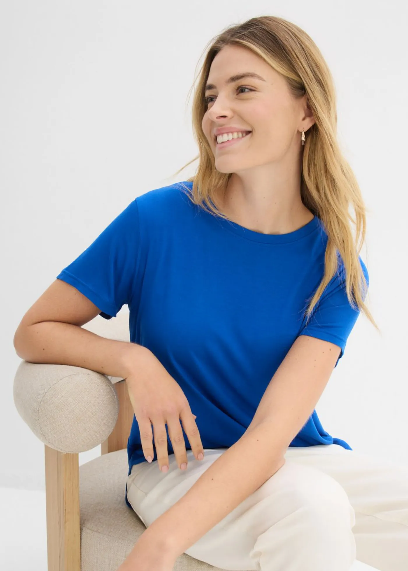 bonprix bonprix Camiseta larga de viscosa suave Azul ártico Clearance
