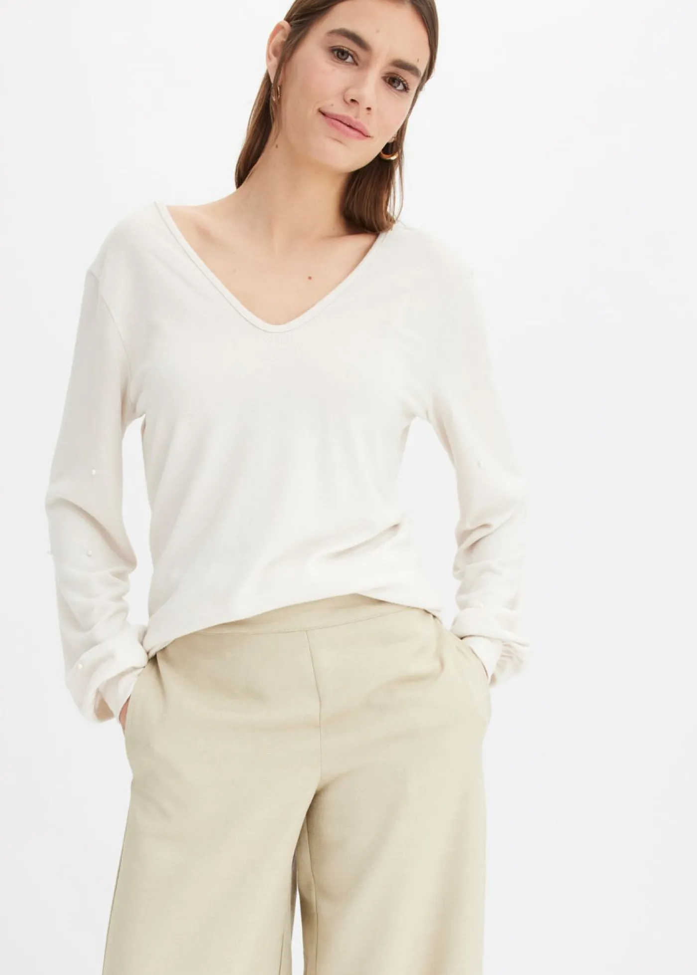 bonprix bonprix Camiseta polar con perlas Crudo Hot