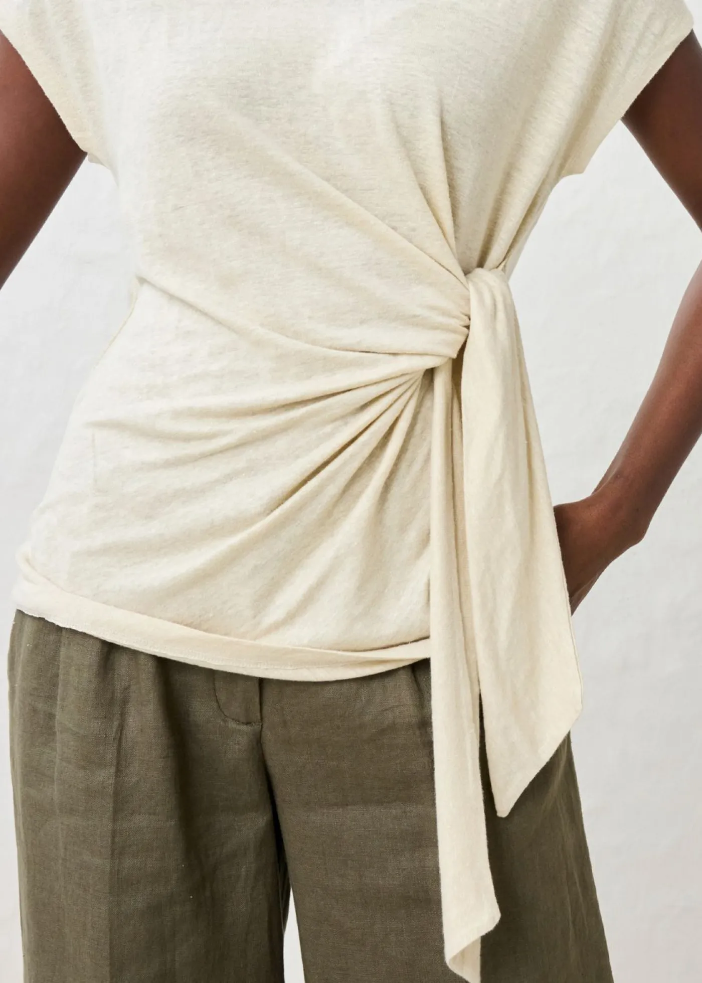 bonprix bonprix Camiseta sin mangas de lino puro Arena claro Outlet
