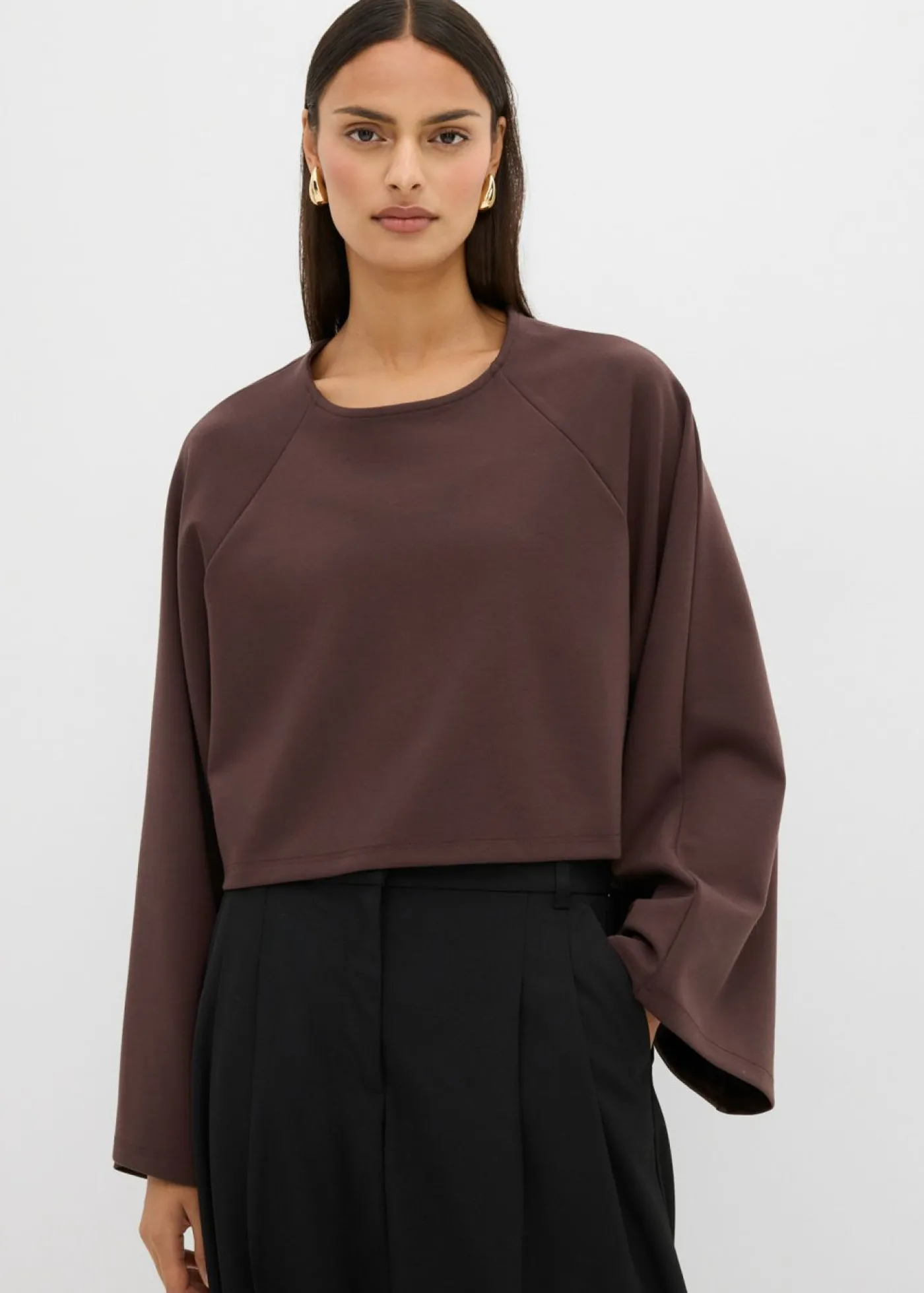 bonprix bonprix Camiseta tipo capa de manga larga Marrón oscuro Online