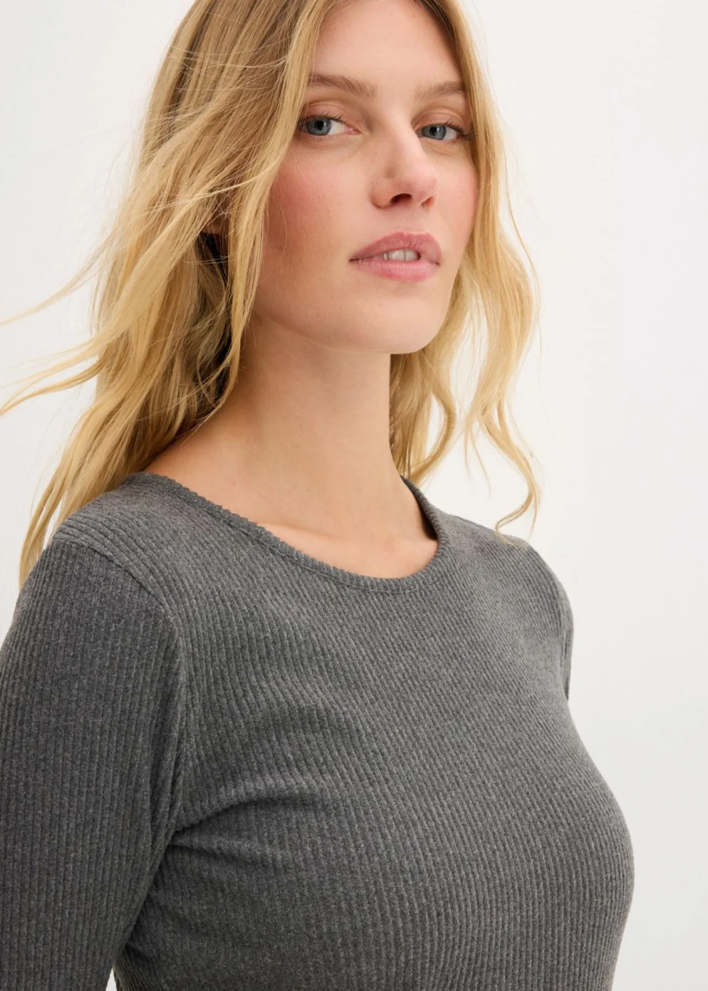 bonprix bonprix Camiseta térmica de canalé gris jaspeado moteado Clearance