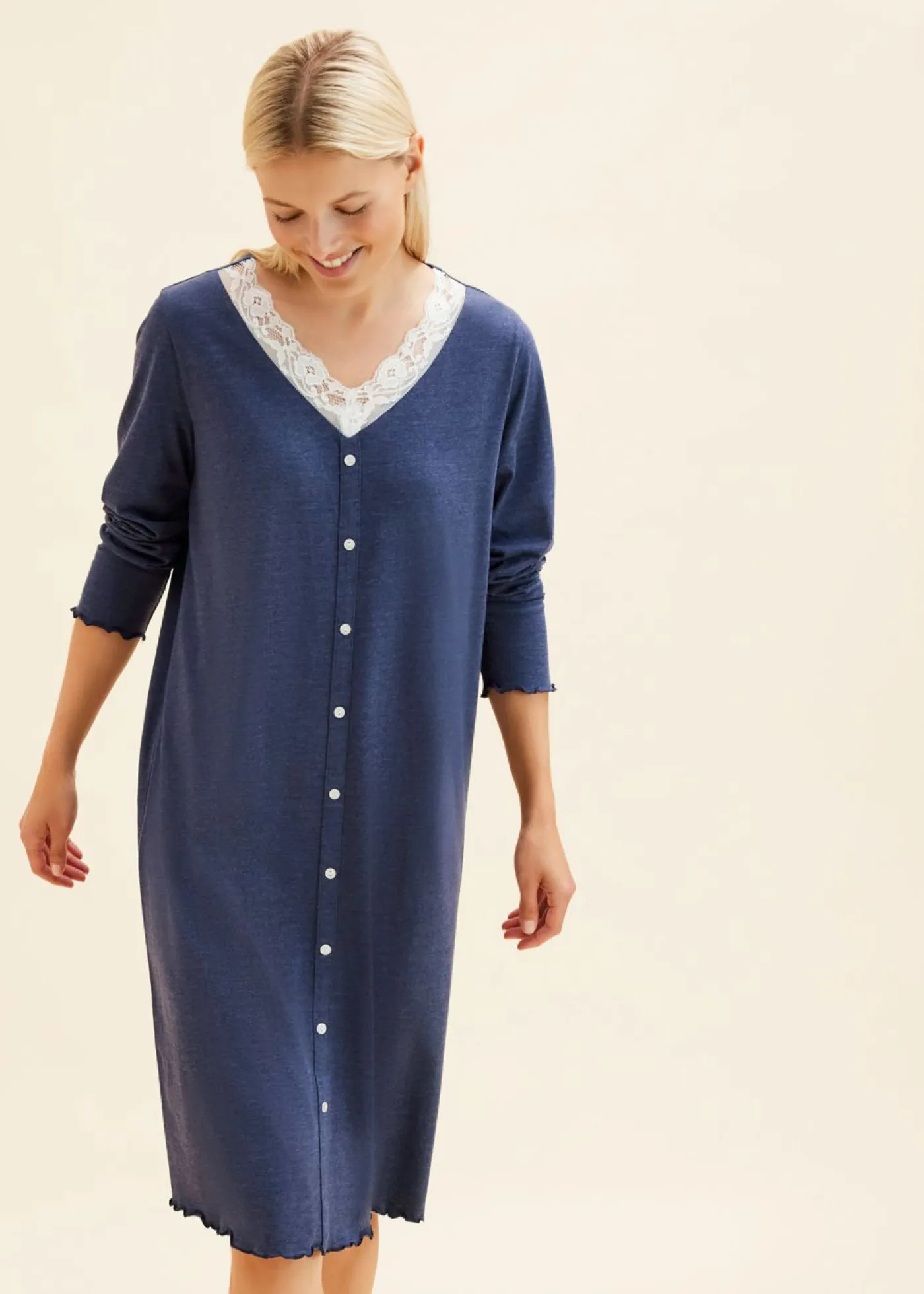 bonprix bonprix Camisón largo con botones azul marino moteado Sale