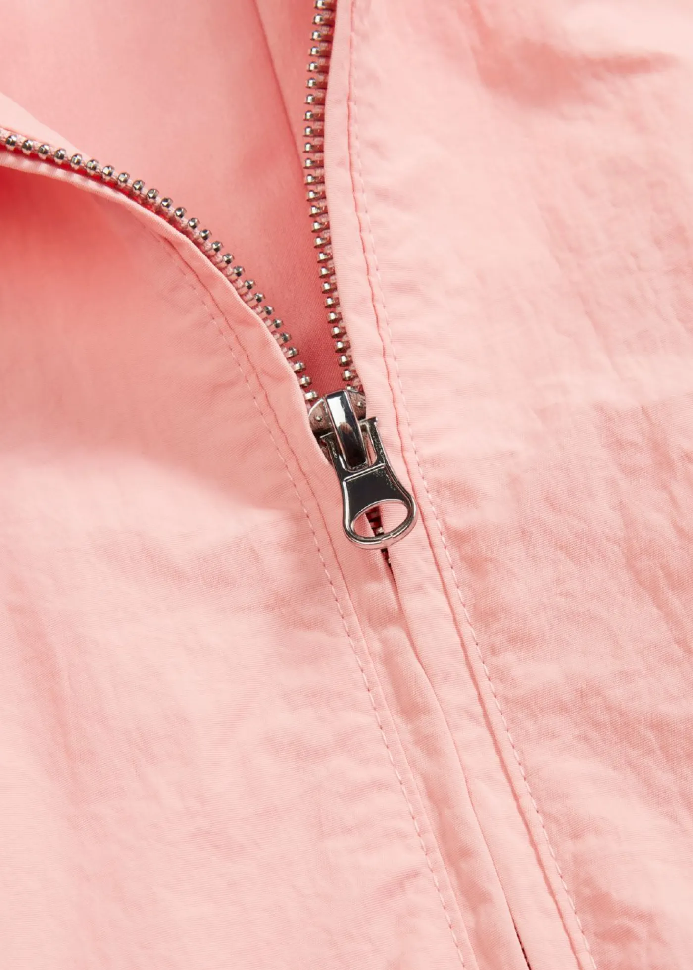 bonprix bonprix Cazadora corta y suave rosa pálido Hot