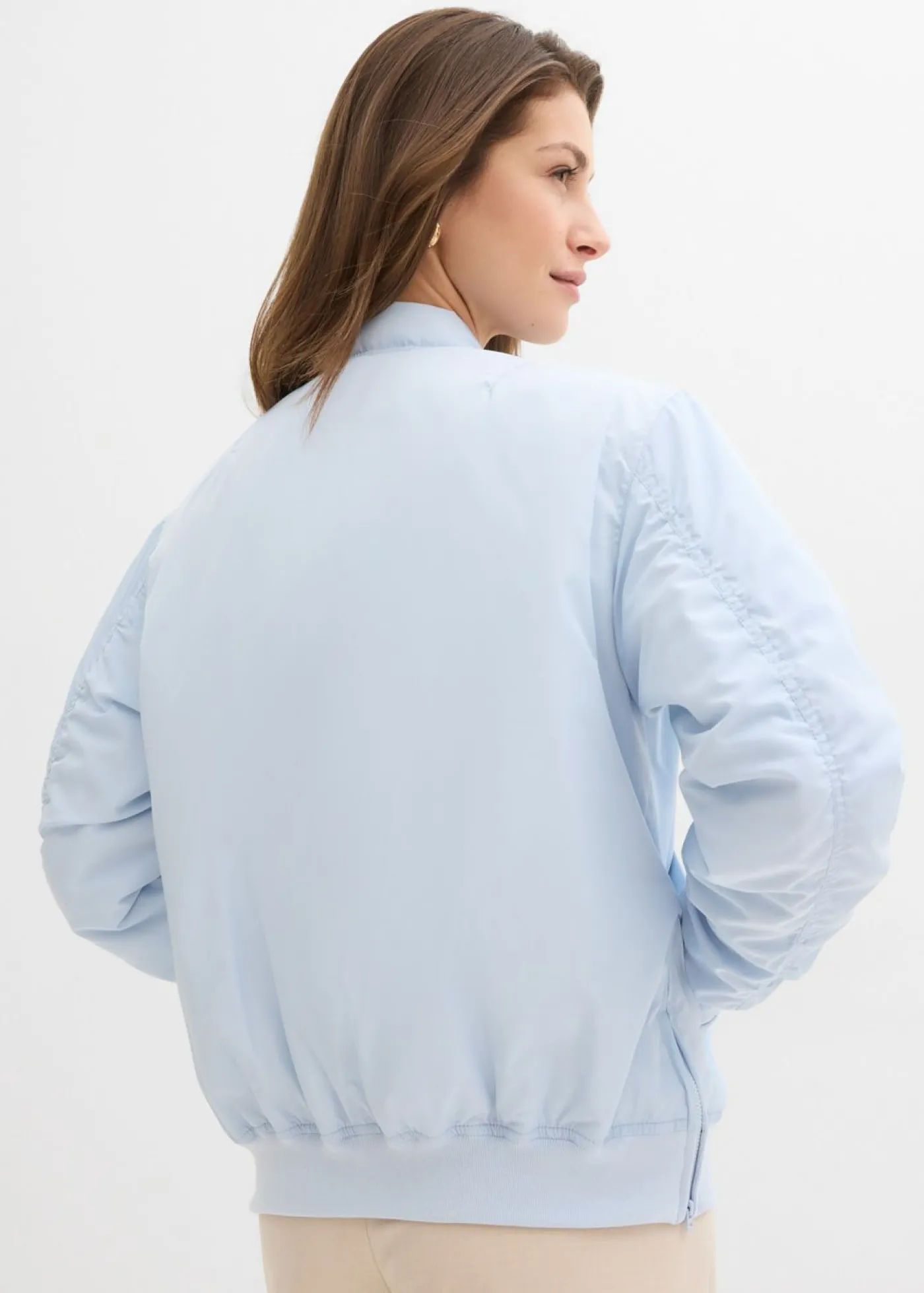bonprix bonprix Cazadora ligeramente acolchada azul pálido Best