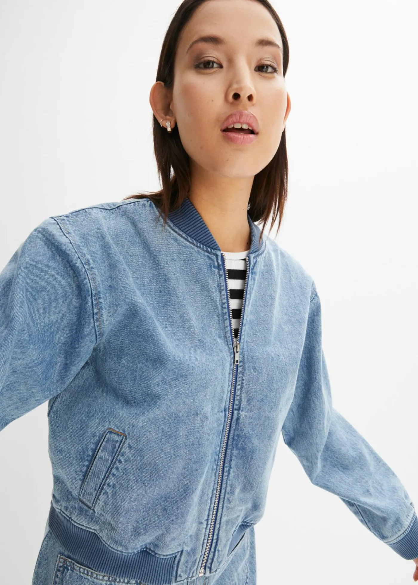 bonprix bonprix Cazadora vaquera Denim claro Best