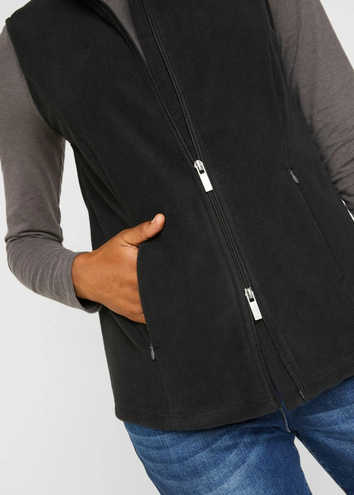 bonprix bonprix Chaleco polar con bolsillos Negro Discount