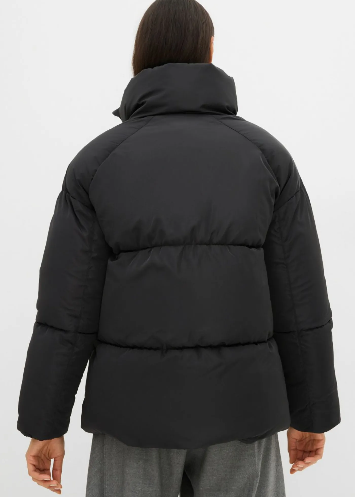 bonprix bonprix Chaqueta acolchada Negro Hot