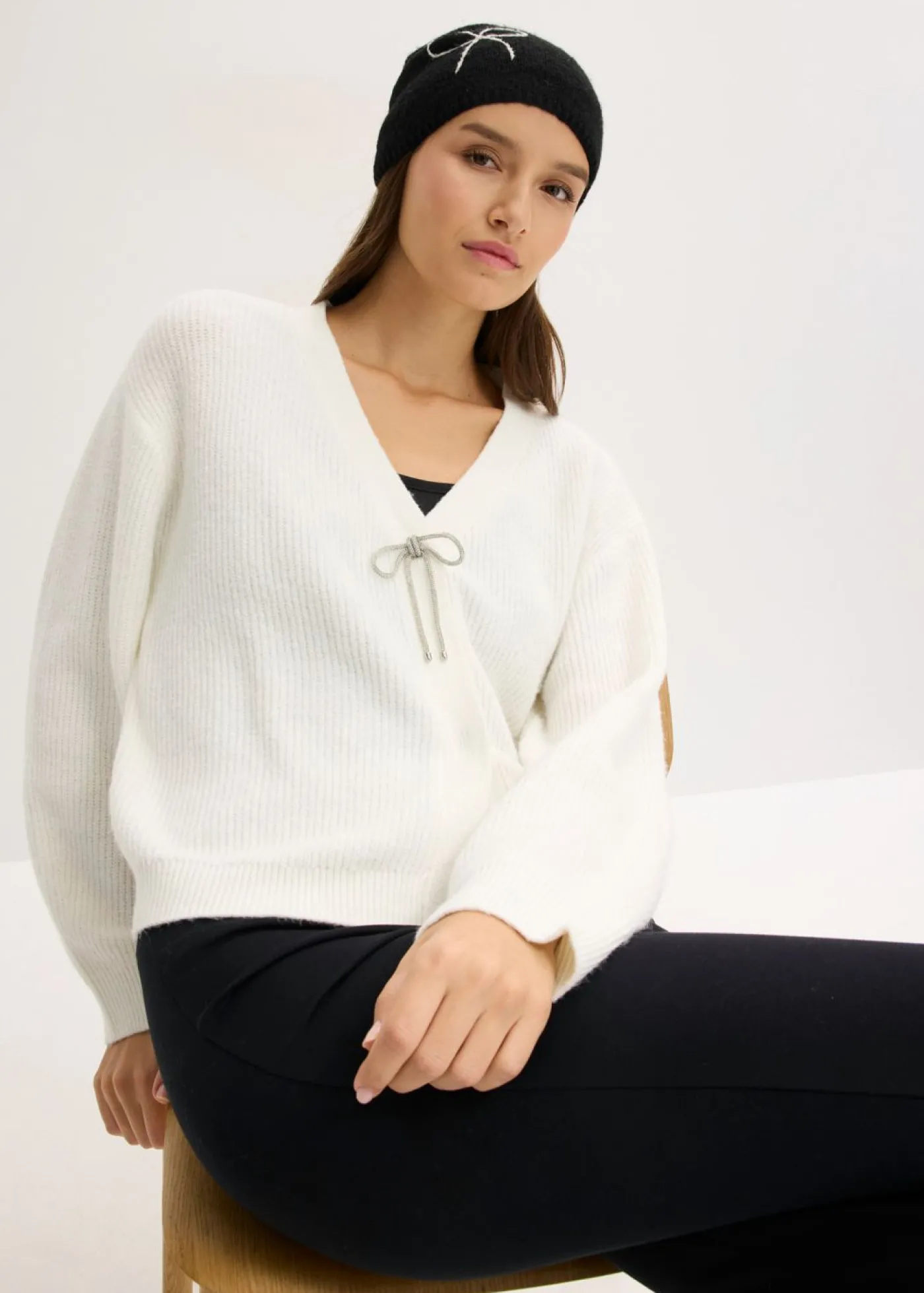 bonprix bonprix Chaqueta corta de punto Blanco lana Hot