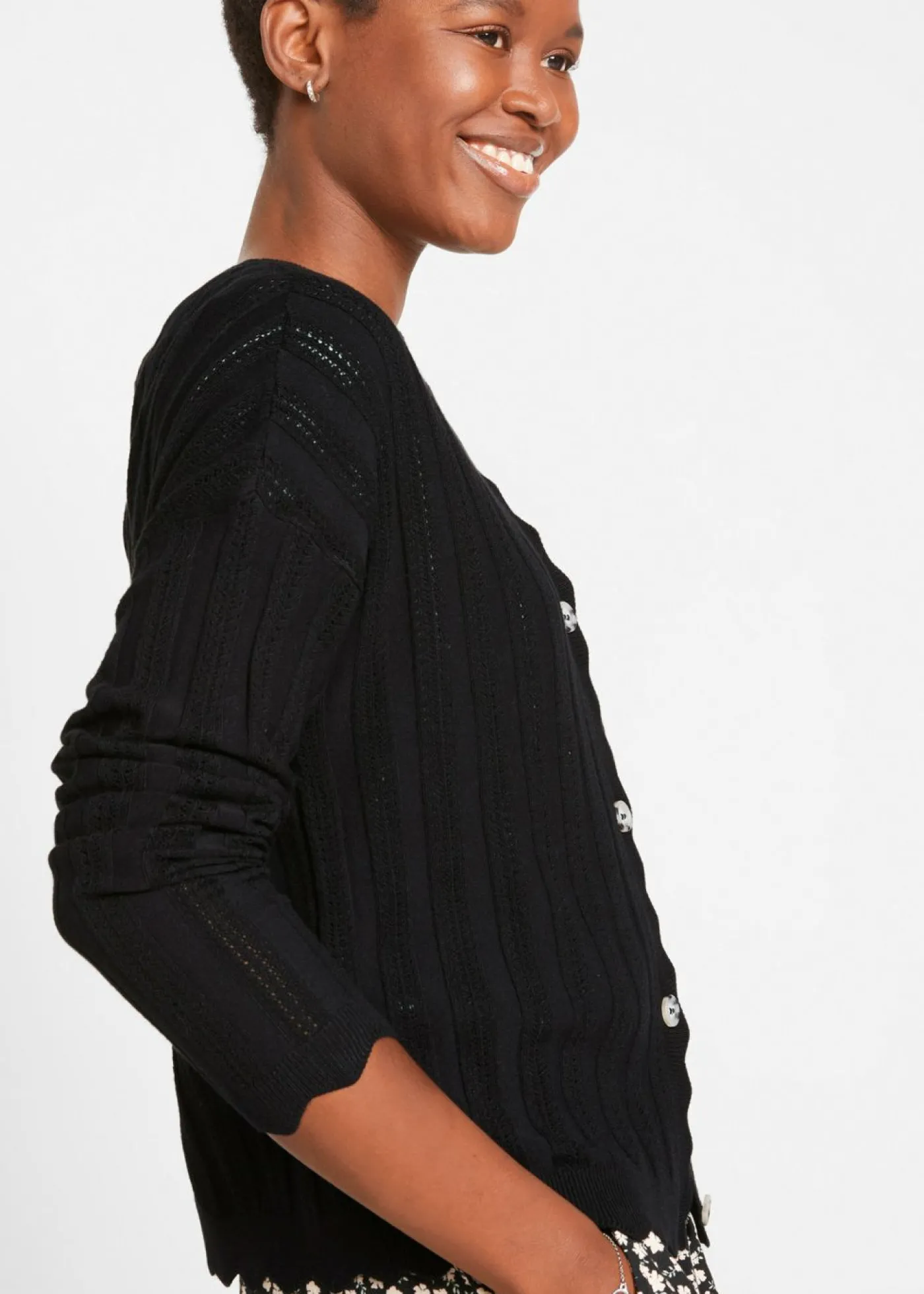 bonprix bonprix Chaqueta corta de punto ajour Negro Online
