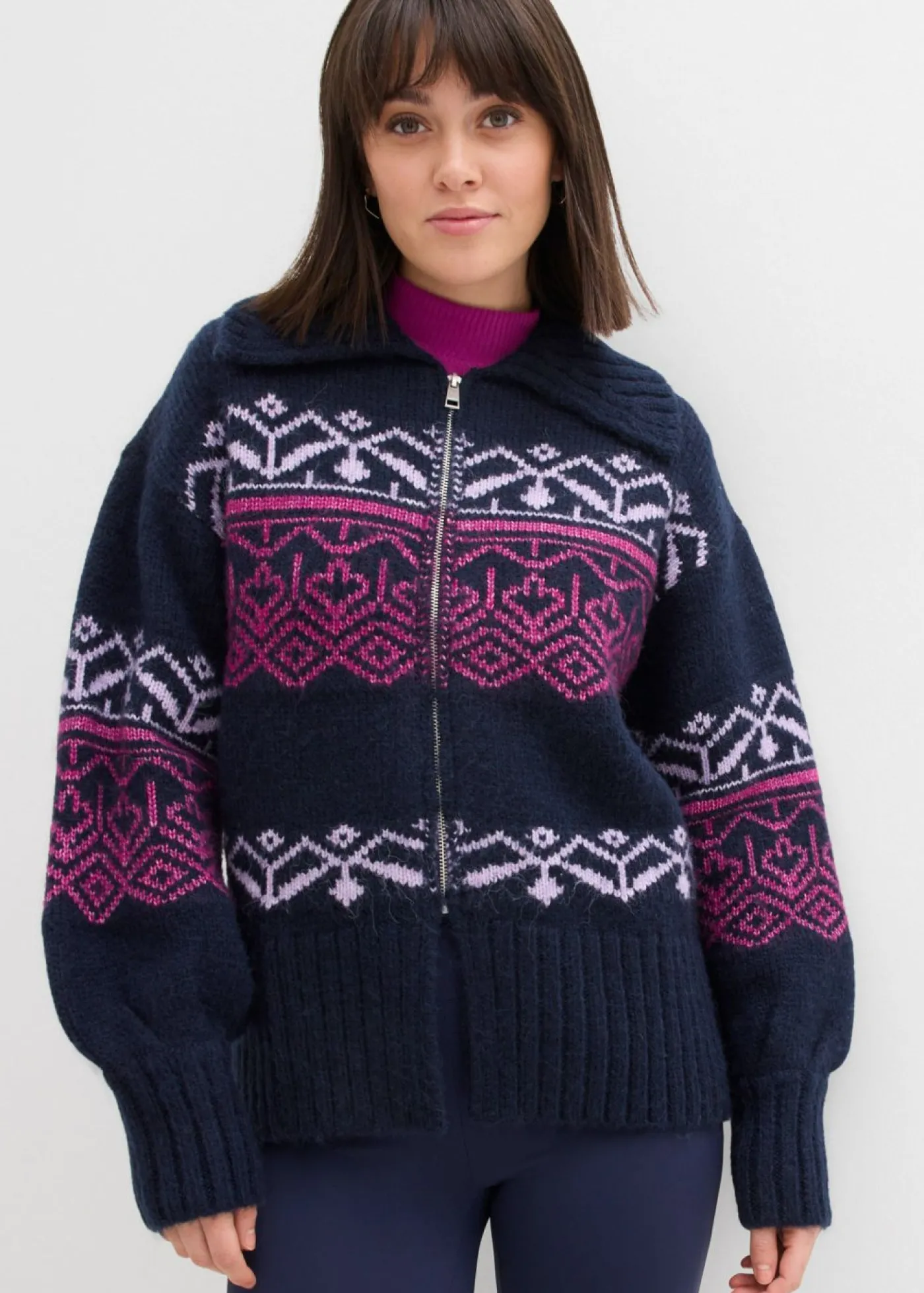 bonprix bonprix Chaqueta corta de punto con patrón nórdico Azul marino Outlet