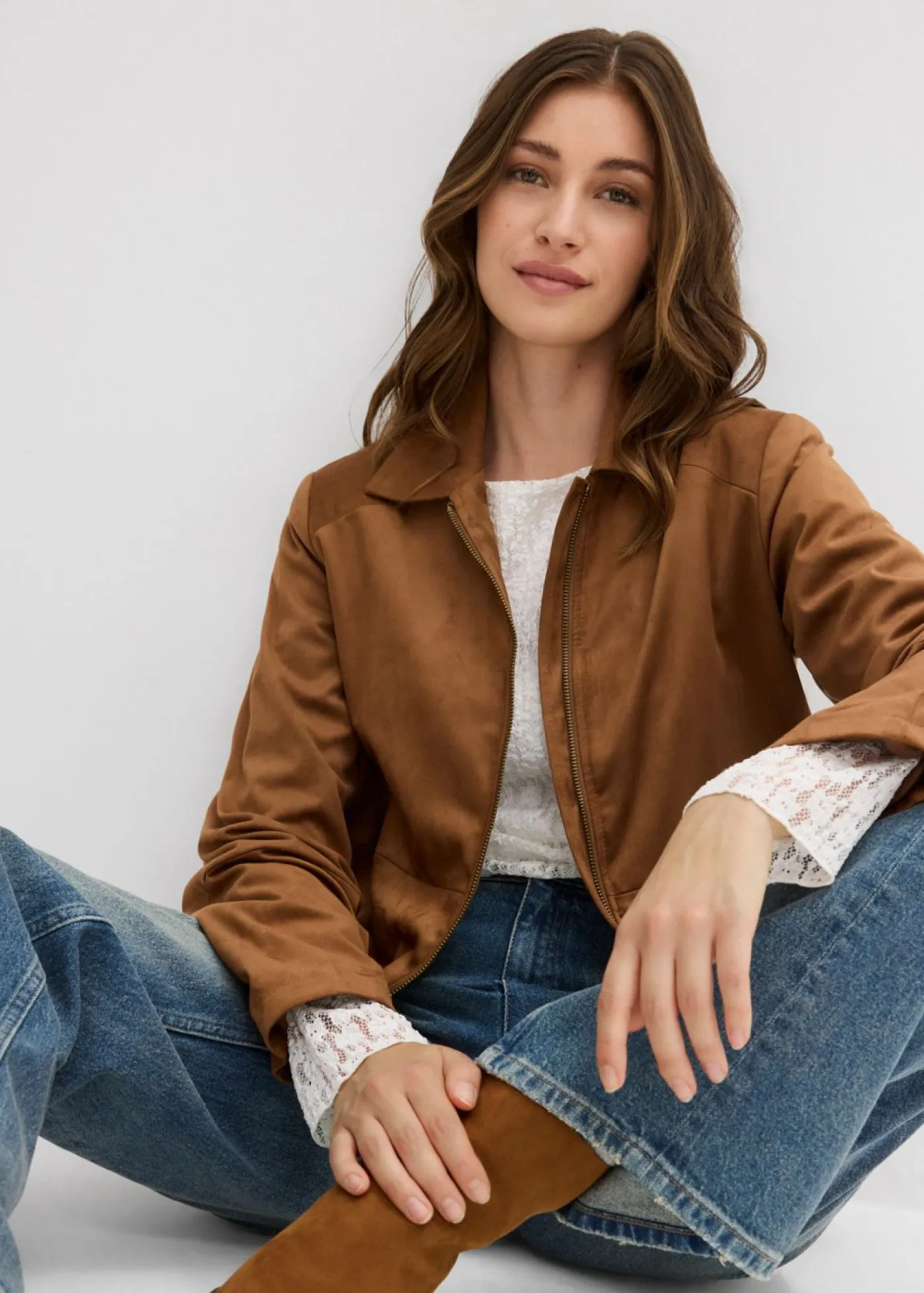 bonprix bonprix Chaqueta de ante sintético Caramelo Hot