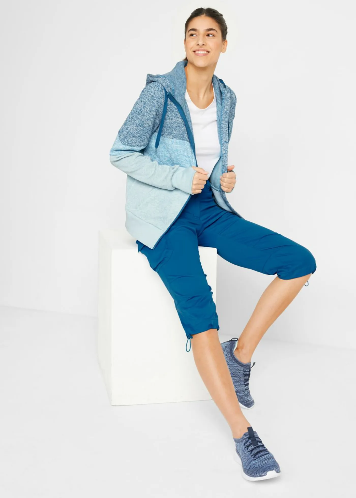 bonprix bonprix Chaqueta de chándal azul atlántico moteado Sale