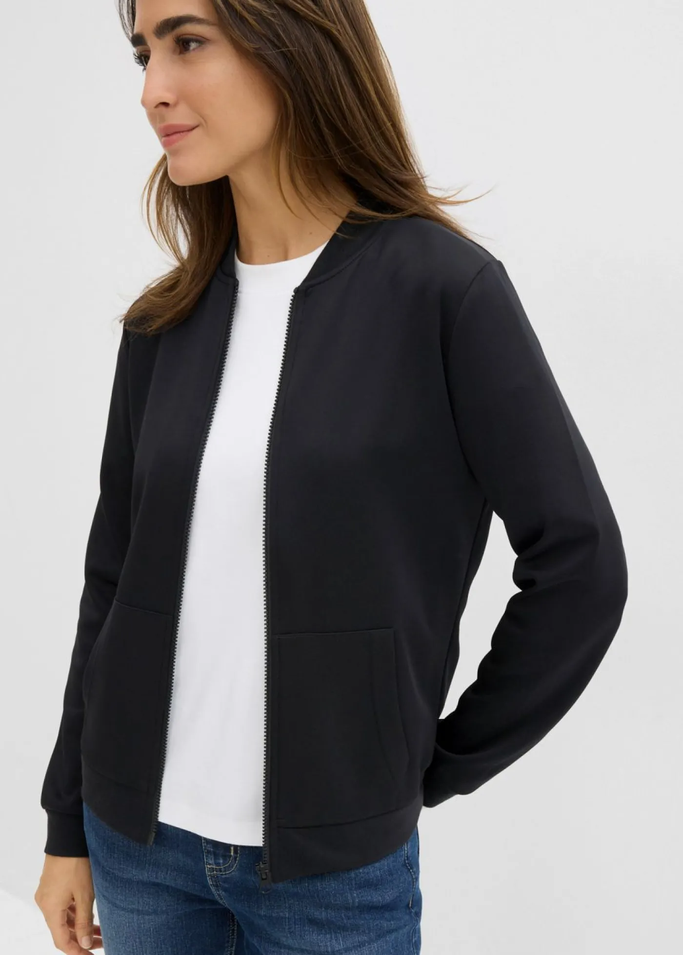 bonprix bonprix Chaqueta de chándal de neopreno con cremallera Negro Hot