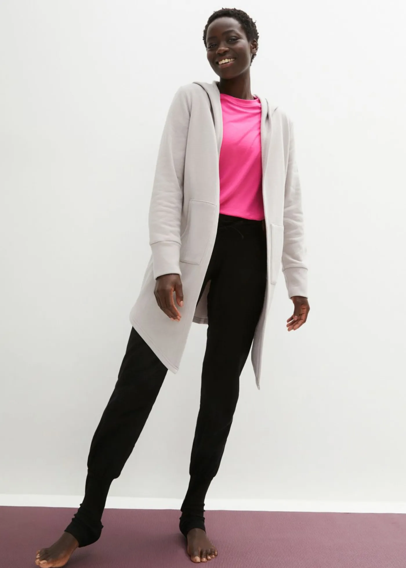 bonprix bonprix Chaqueta de chándal larga Gris claro Sale