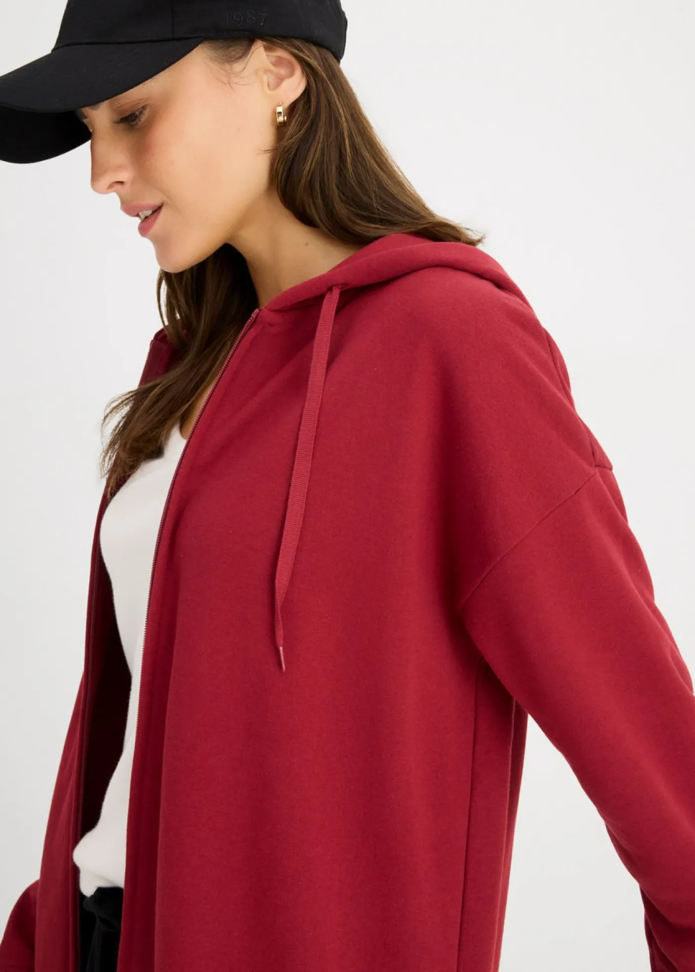 bonprix bonprix Chaqueta de chándal larga Ciruela Best