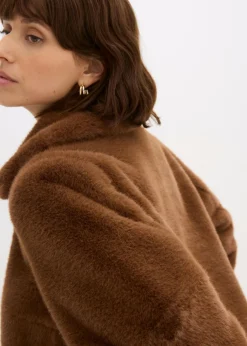 bonprix bonprix Chaqueta de pelo sintético marrón pimienta New