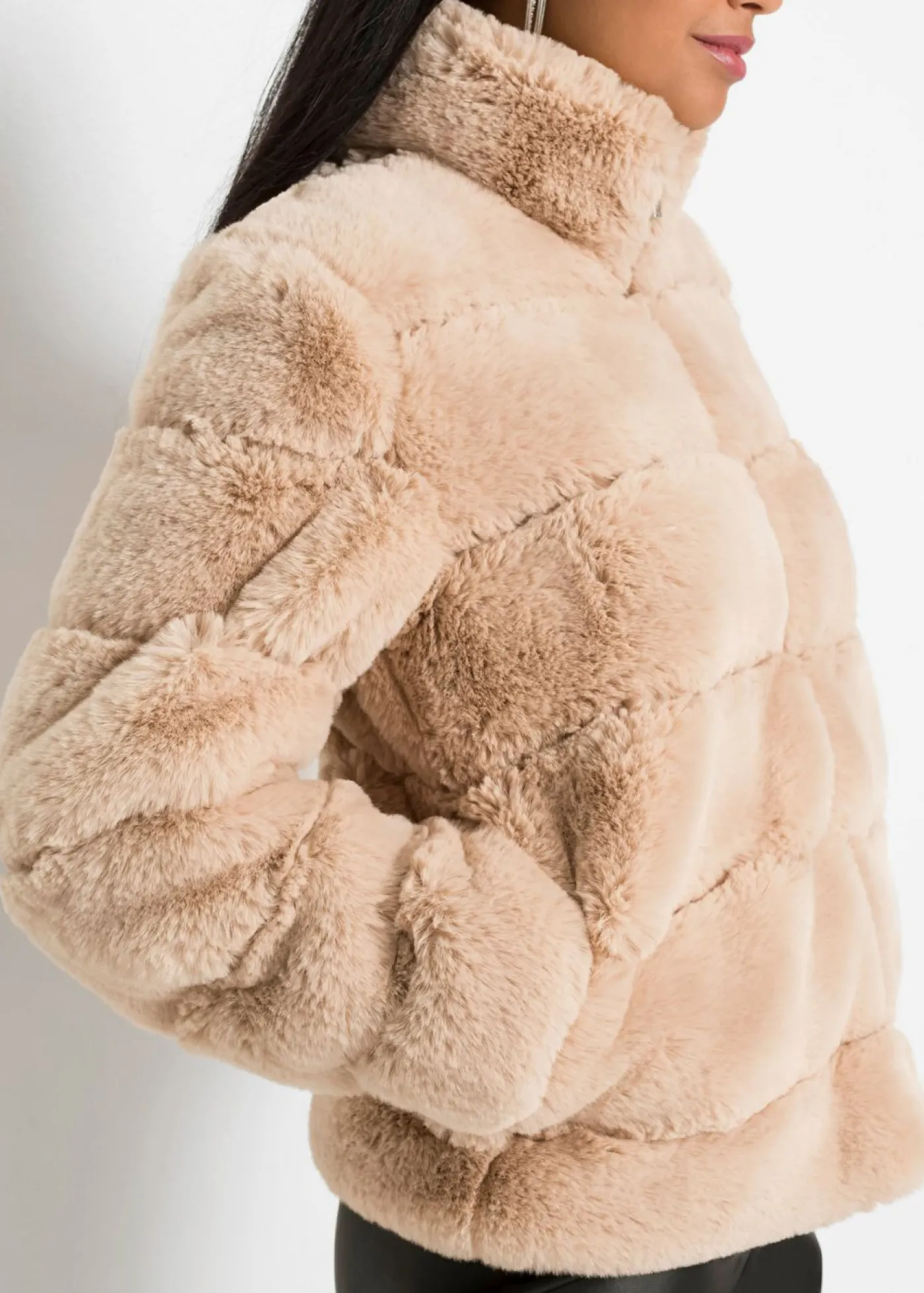 bonprix bonprix Chaqueta de pelo sintético con cremallera rosa pálido New