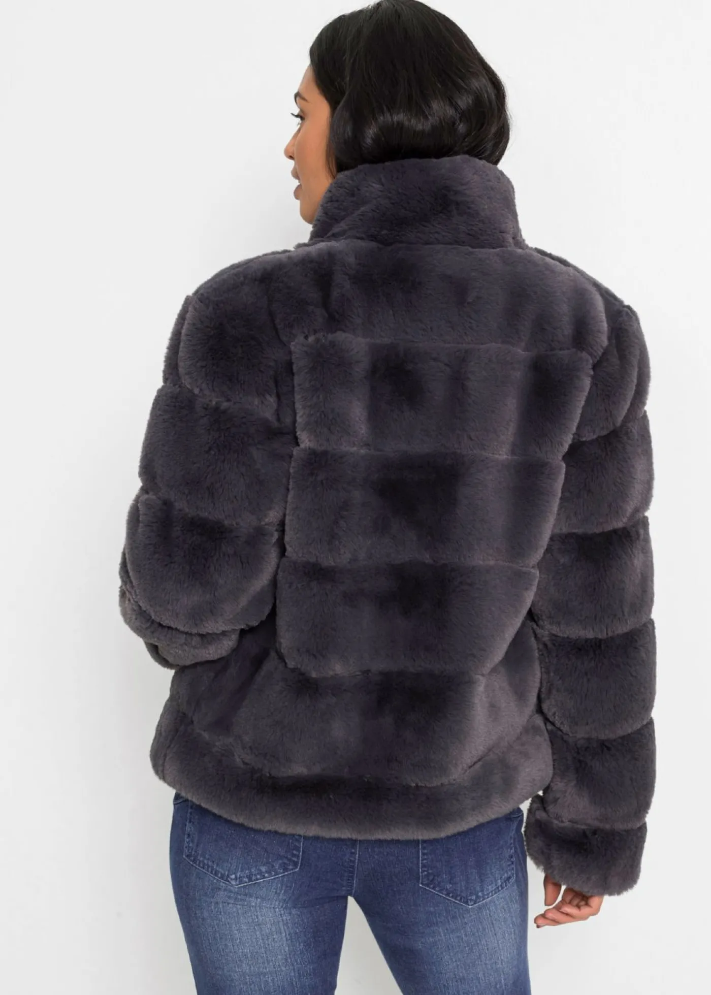 bonprix bonprix Chaqueta de pelo sintético con cremallera pizarra Discount