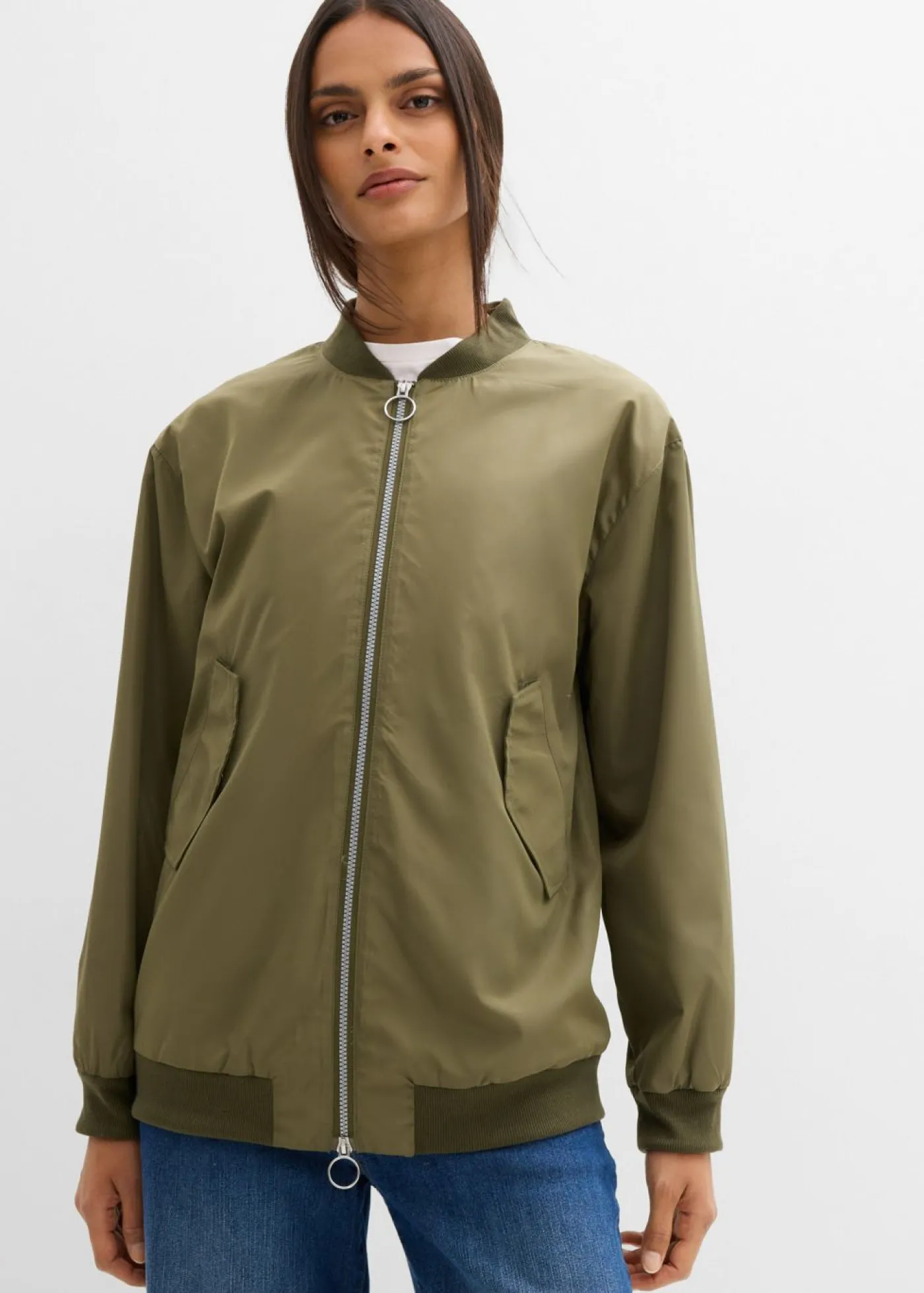 bonprix bonprix Chaqueta de piloto ancha con forro de leopardo Verde oliva oscuro Outlet