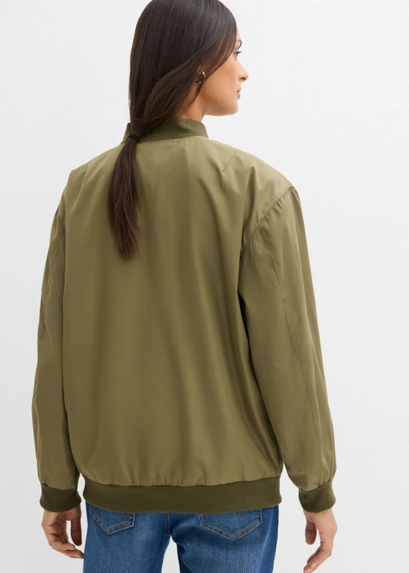 bonprix bonprix Chaqueta de piloto ancha con forro de leopardo Verde oliva oscuro Outlet