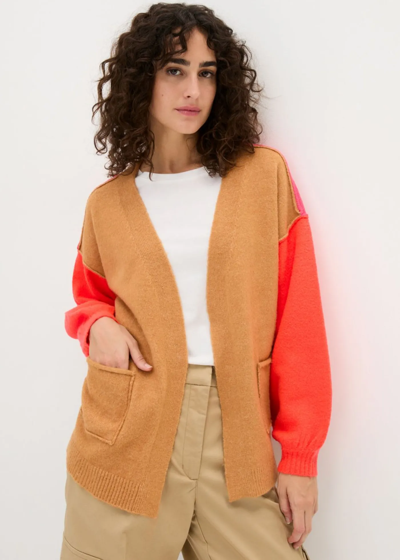 bonprix bonprix Chaqueta de punto beige crema-vnaranja neón-rosa oscuro Online