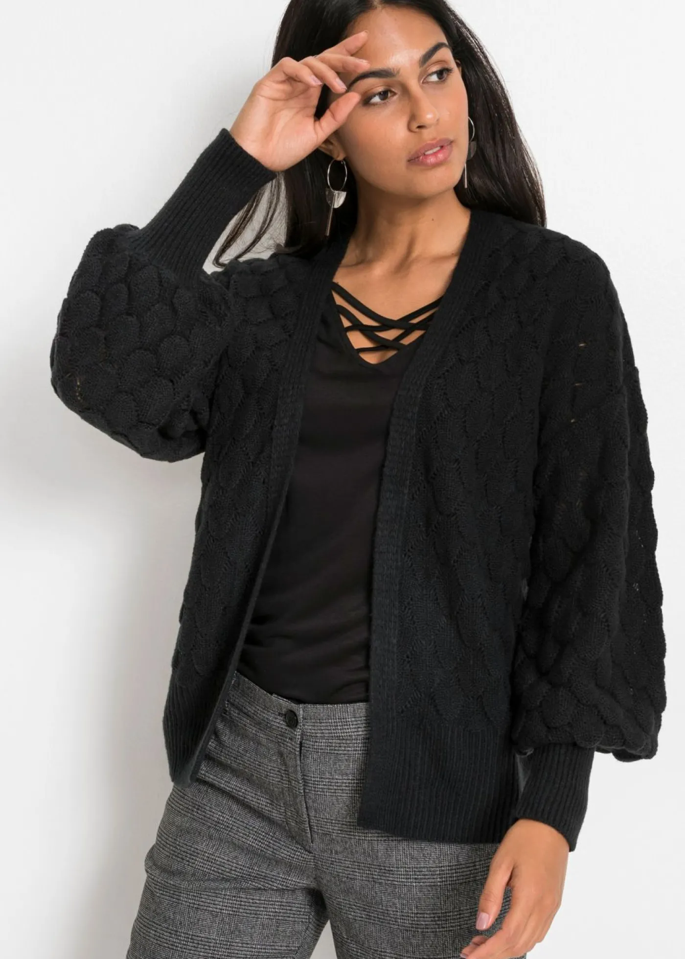 bonprix bonprix Chaqueta de punto ajour Negro Clearance