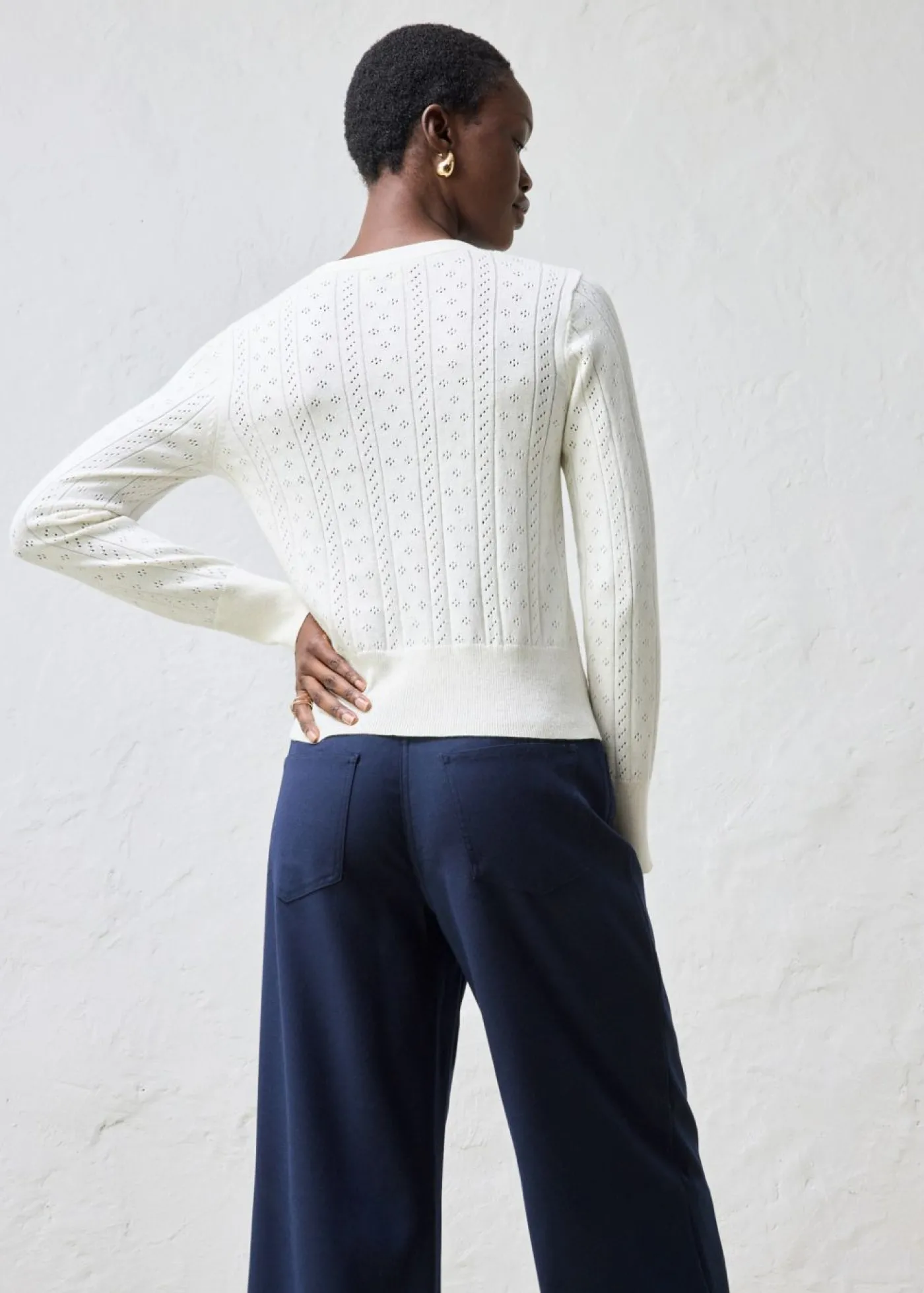 bonprix bonprix Chaqueta de punto ajour con mezcla de seda Blanco Hot