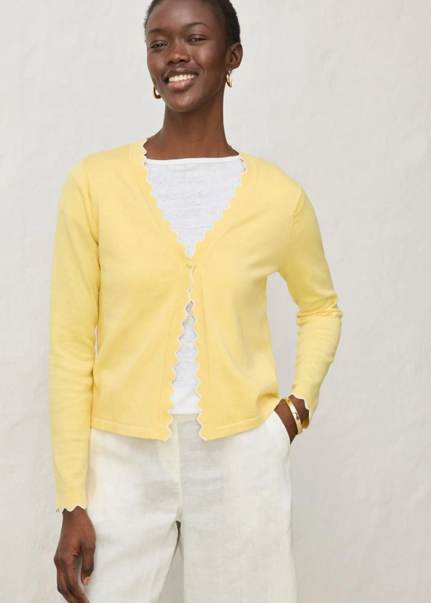 bonprix bonprix Chaqueta de punto con contenido de seda Amarillo claro-blanco lana Hot