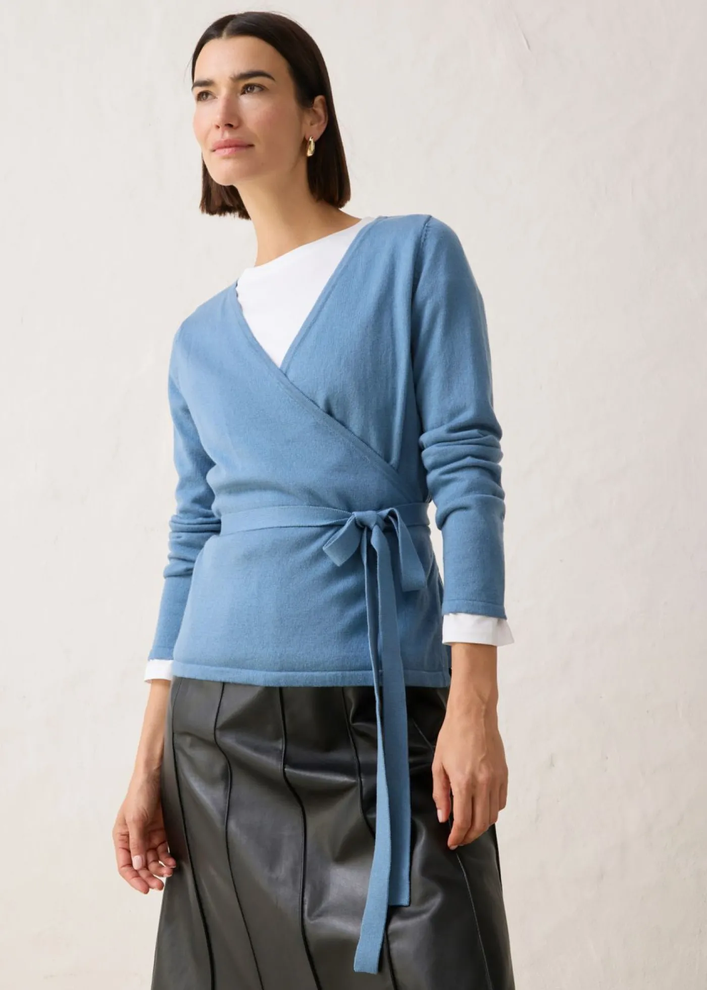 bonprix bonprix Chaqueta de punto con diseño cruzado Azul ola