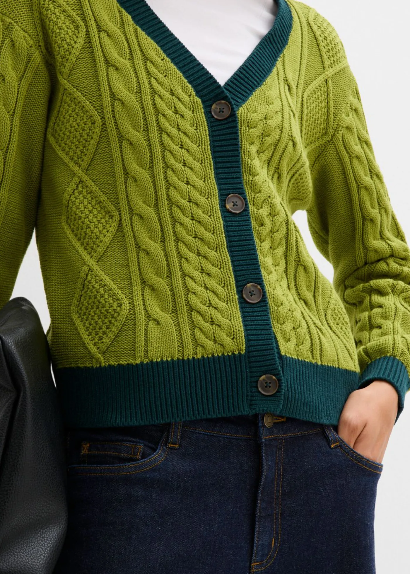 bonprix bonprix Chaqueta de punto de algodón puro musgo-verde intenso Clearance