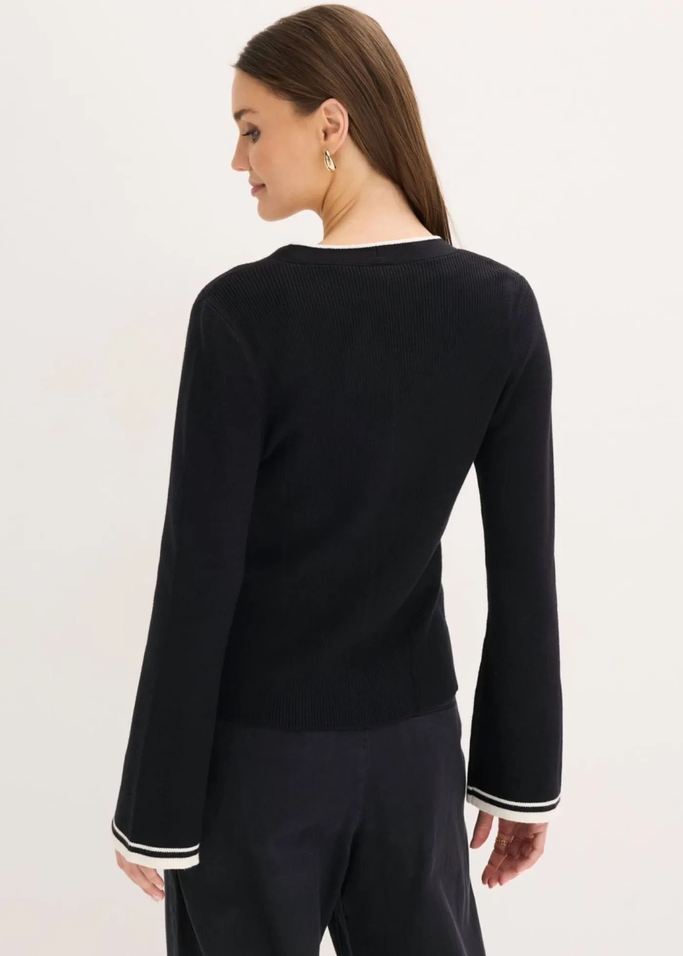 bonprix bonprix Chaqueta de punto de canalé de mezcla de viscosa Negro-blanco lana Outlet