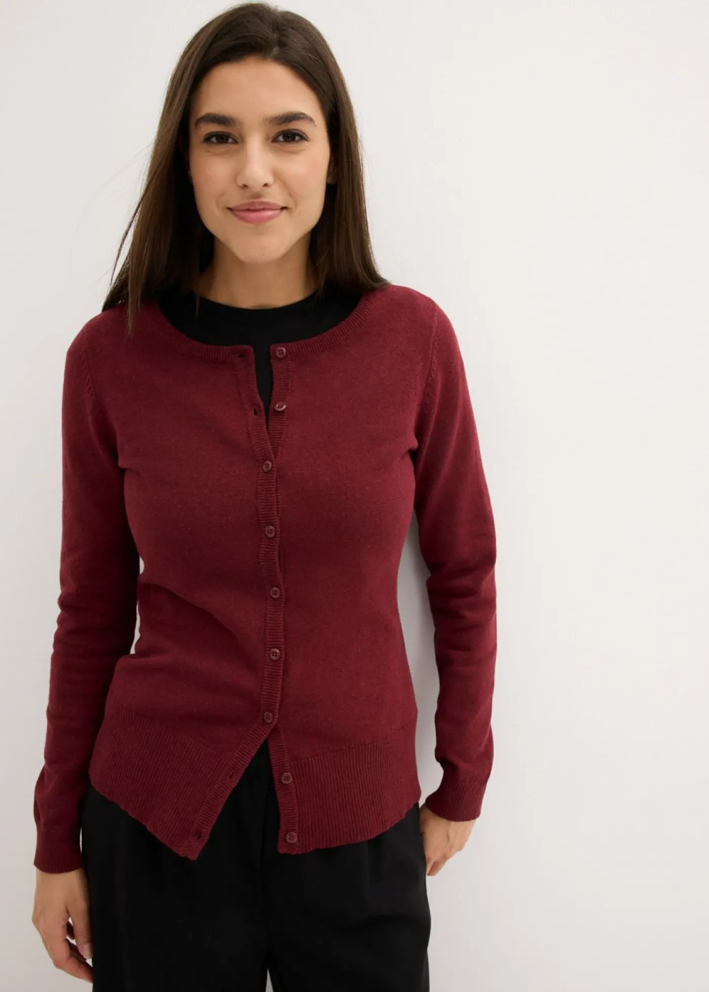 bonprix bonprix Chaqueta de punto fino con algodón reciclado Baya New
