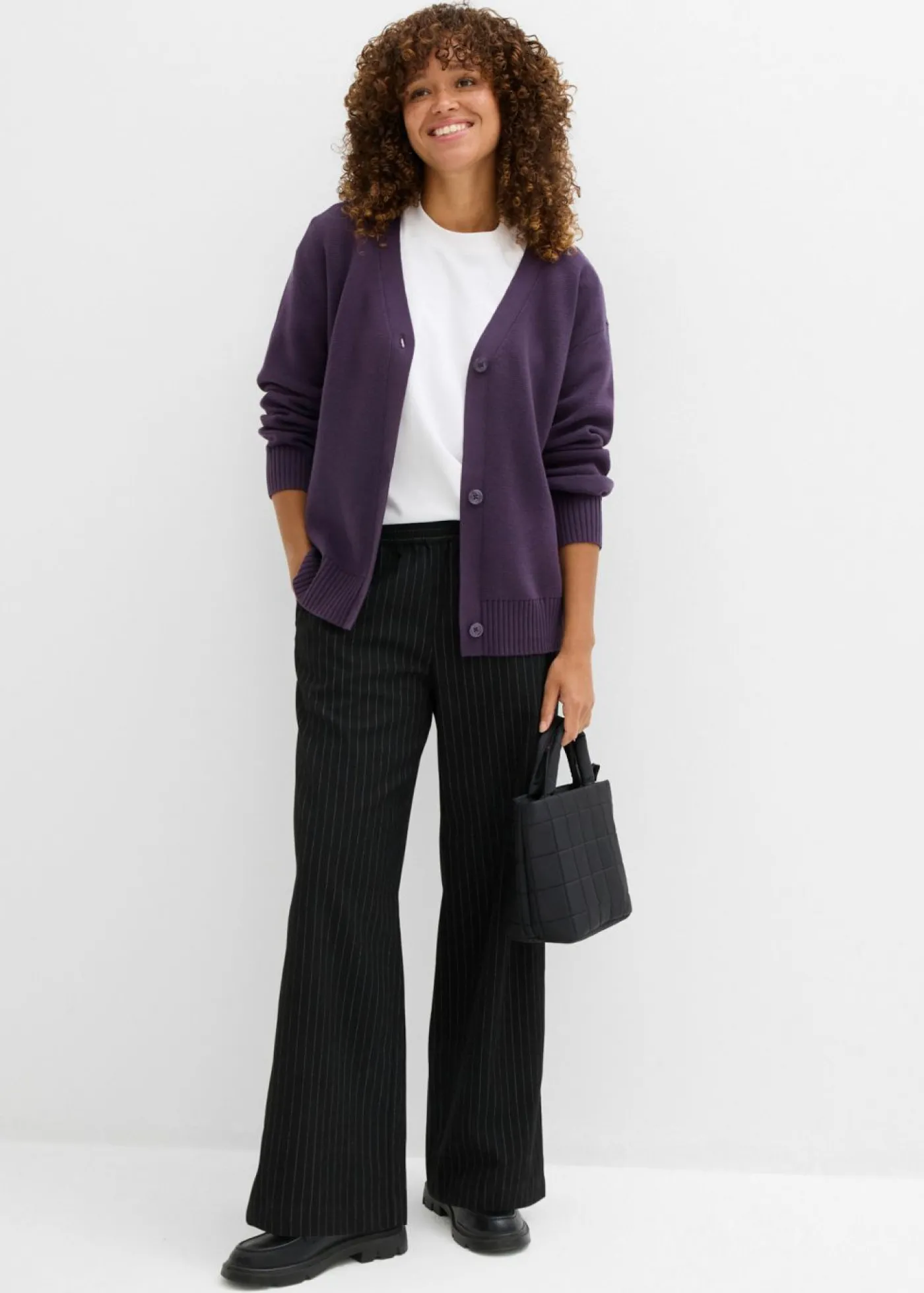 bonprix bonprix Chaqueta de punto fino Milano de canalé Ciruela Sale