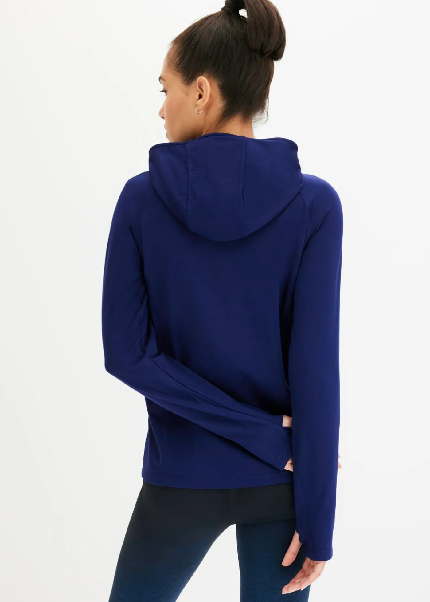 bonprix bonprix Chaqueta deportiva térmica con presilla para el pulgar y material de secado rápido Azul marino Online