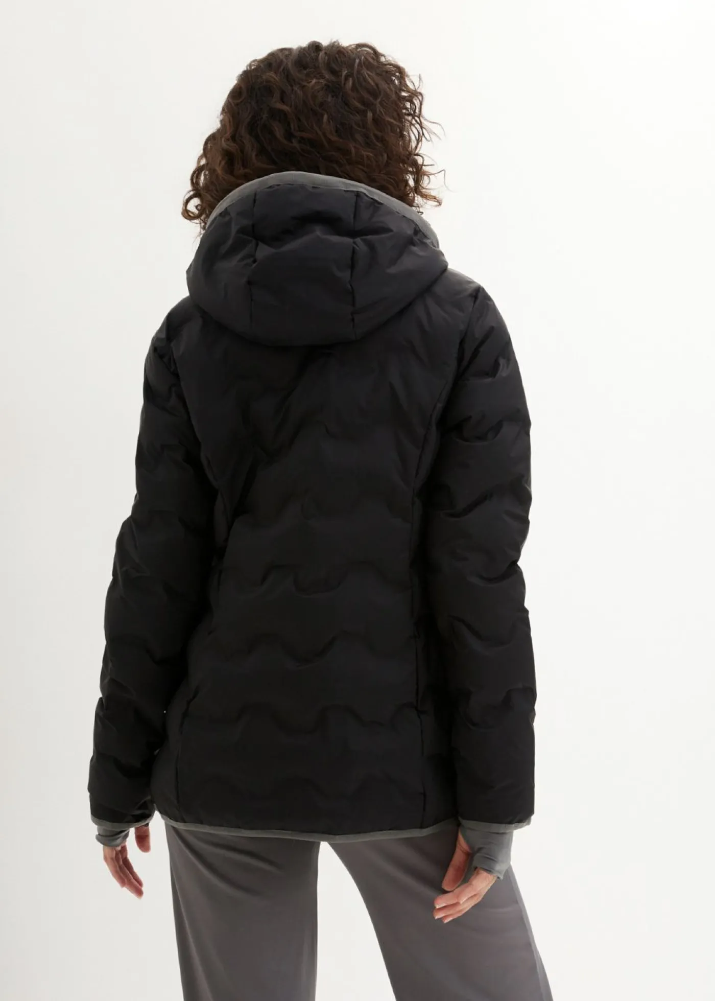 bonprix bonprix Chaqueta funcional ligera e impermeable Negro Discount